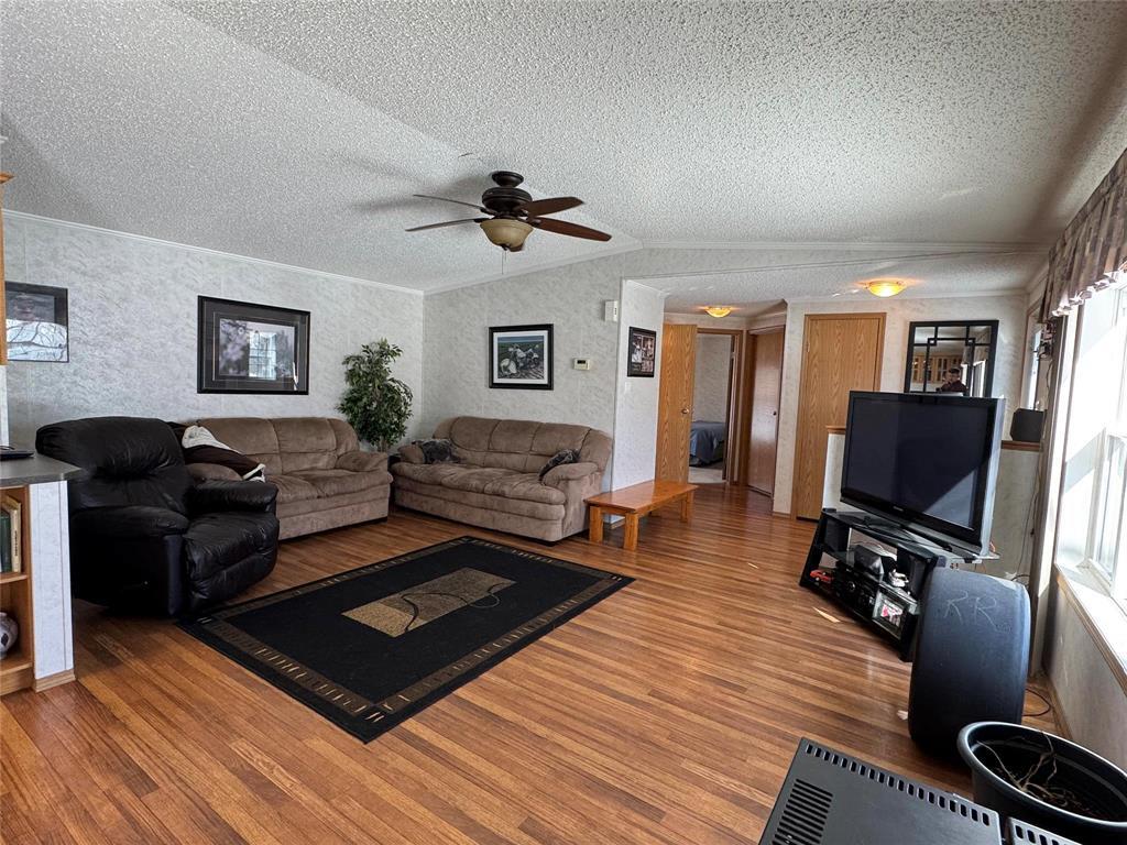 350 2nd Avenue E, Minitonas, Manitoba  R0L 1G0 - Photo 6 - 202505379