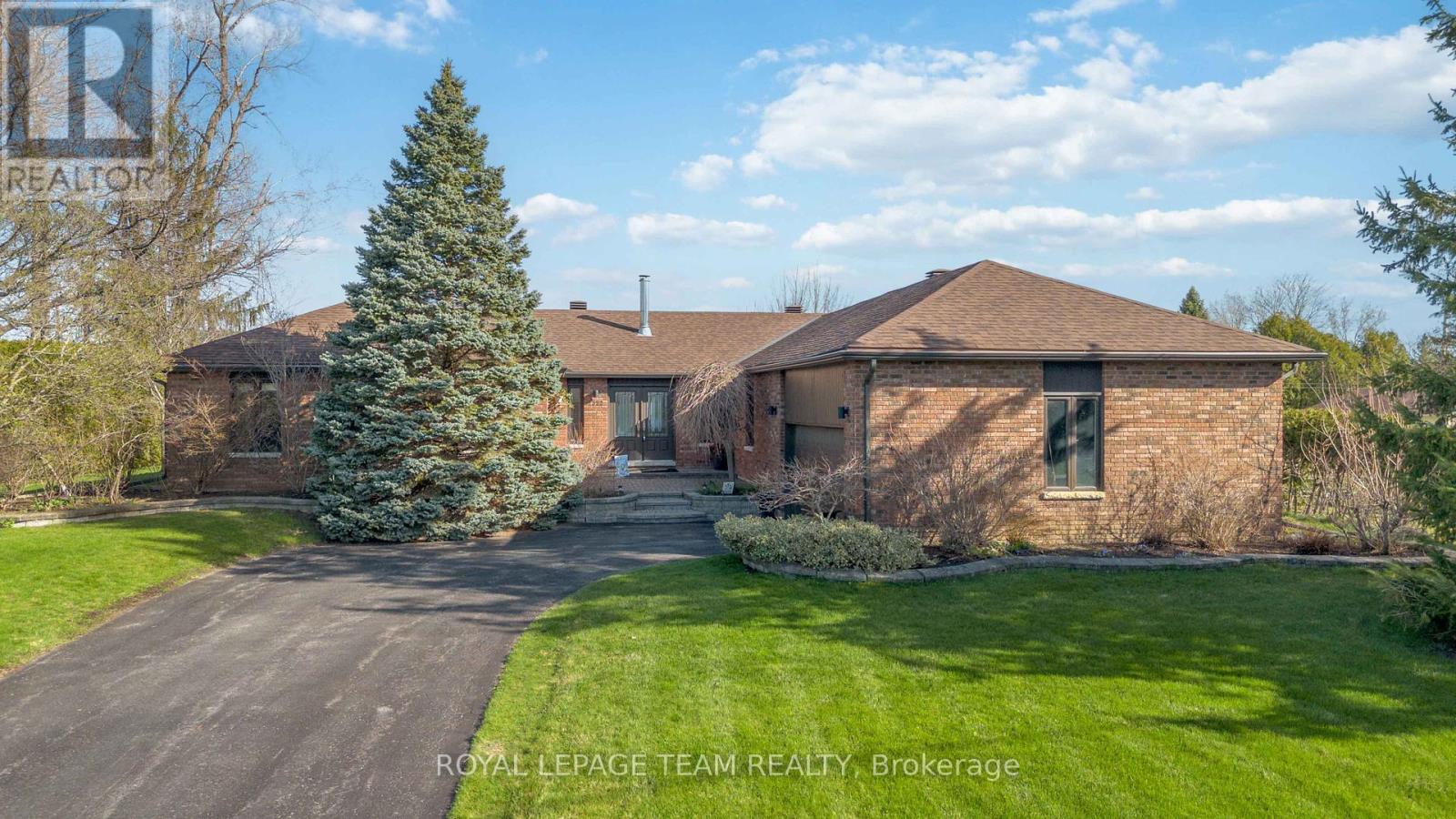Property at 1322 JOHNSTON DRIVE image 2