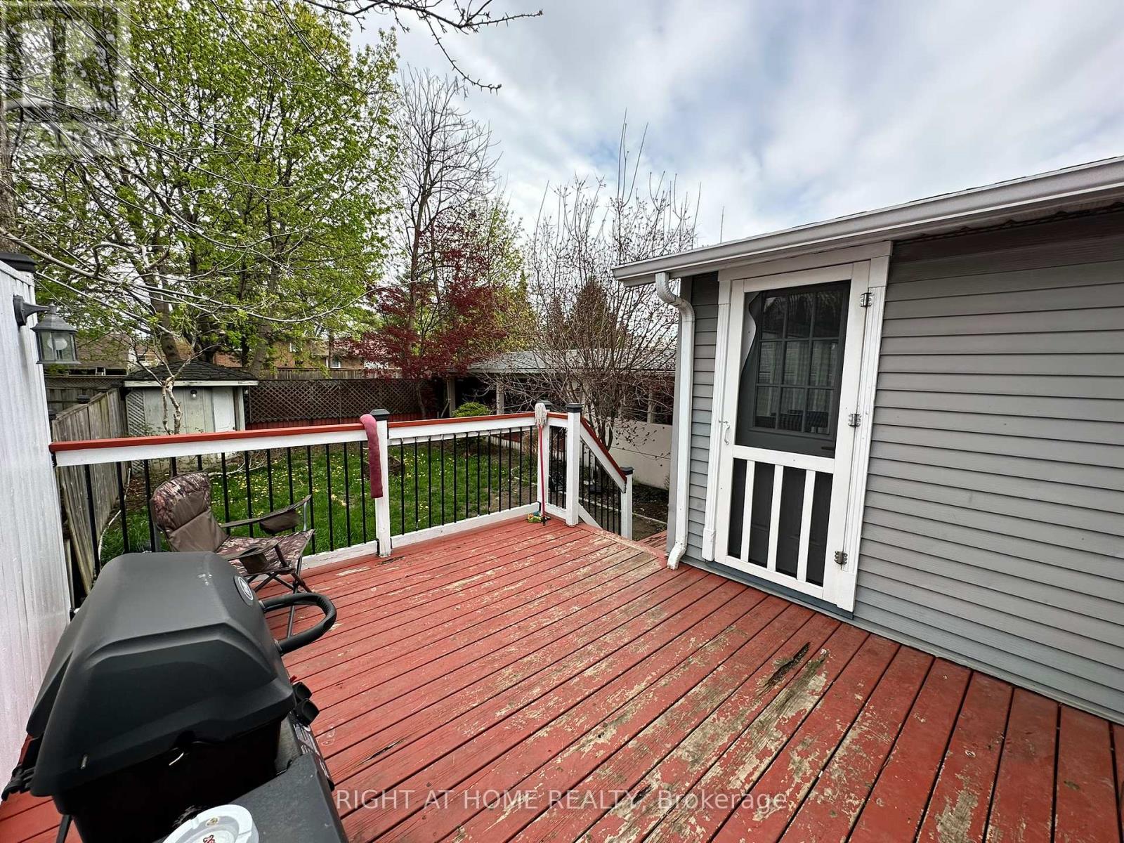 5893 Prospect Street, Niagara Falls, Ontario L2G 1G9 - Photo 27 - X12122073