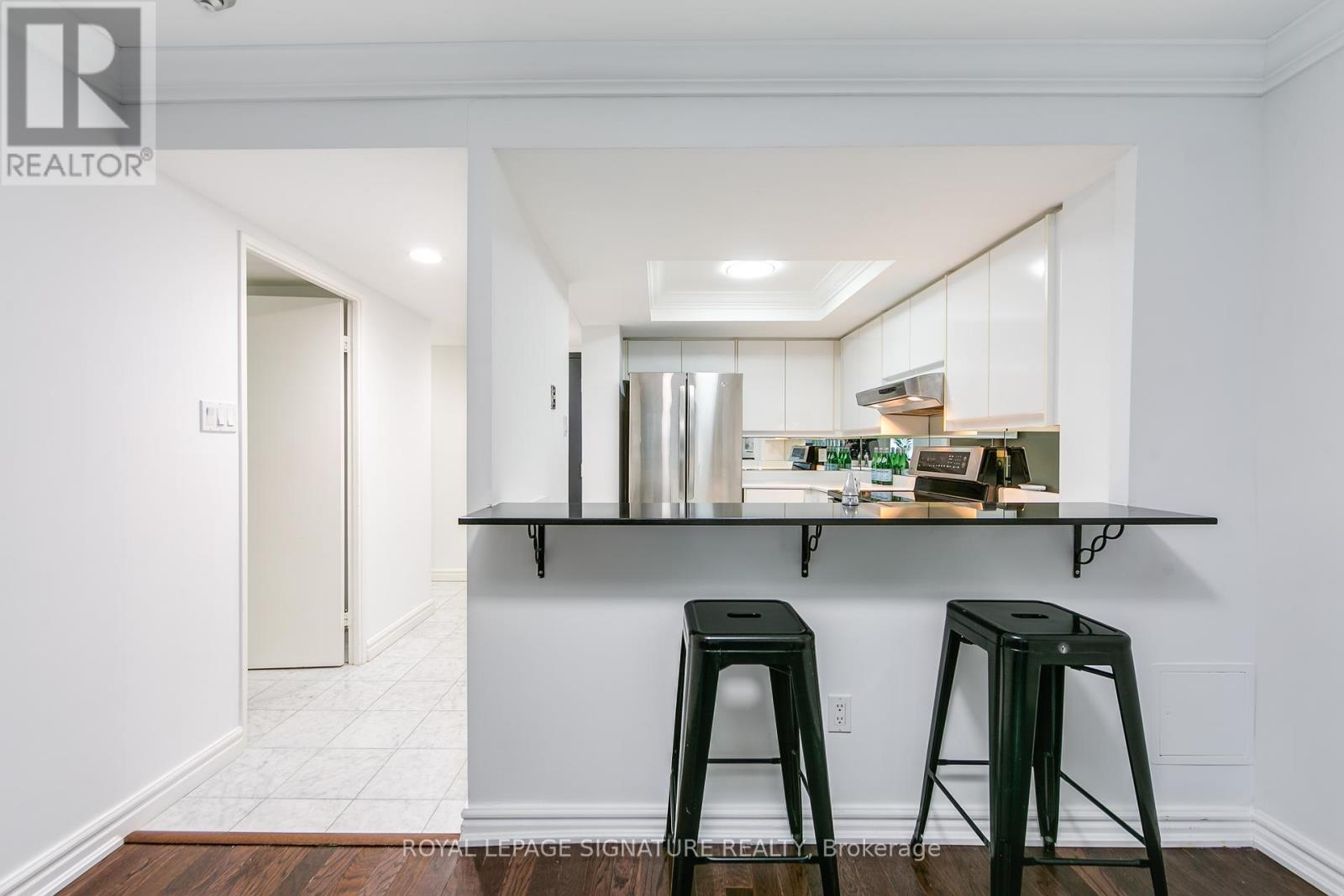 605 - 33 University Avenue, Toronto, Ontario  M5J 2S7 - Photo 11 - C12055977