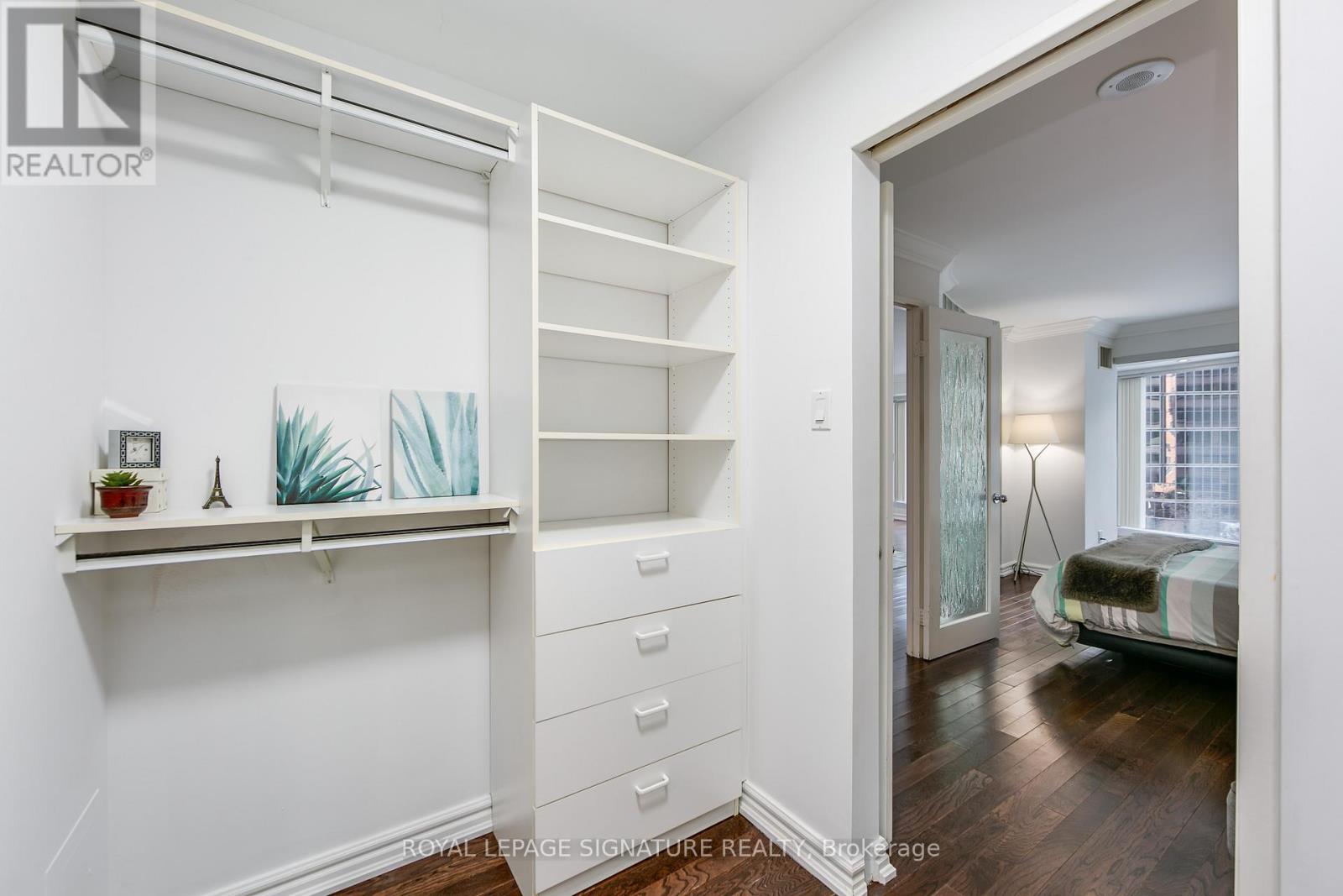 605 - 33 University Avenue, Toronto, Ontario  M5J 2S7 - Photo 31 - C12055977