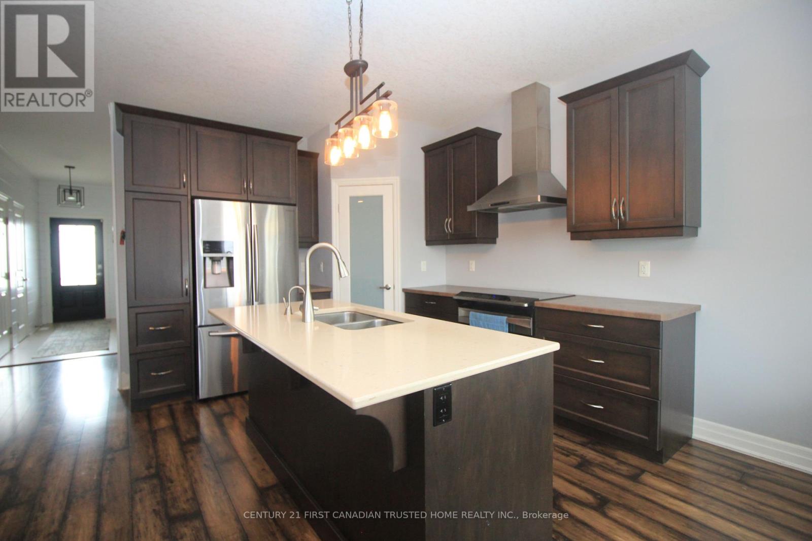 29 Hedges Court, St. Thomas, Ontario  N5R 6G4 - Photo 12 - X12121130