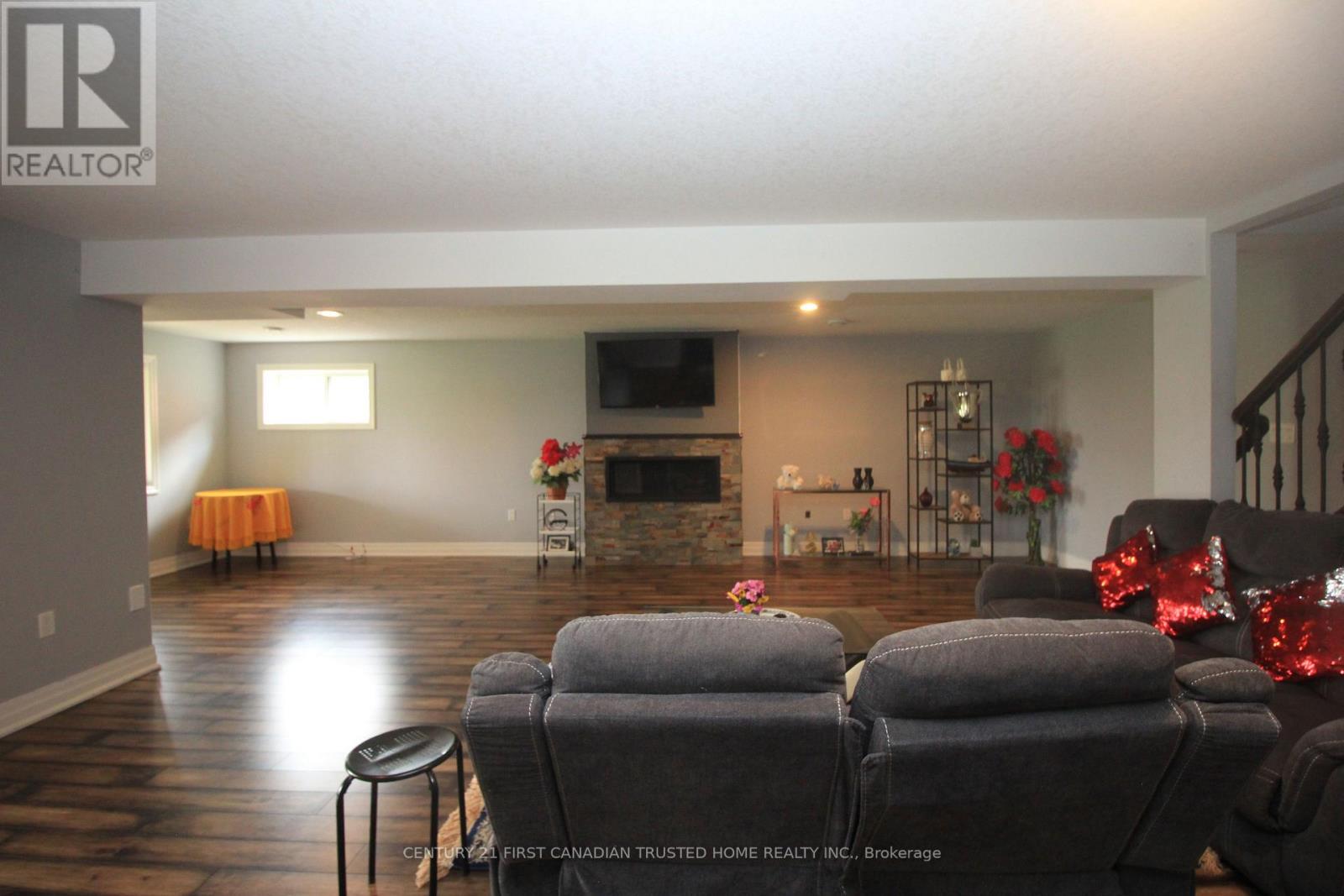 29 Hedges Court, St. Thomas, Ontario  N5R 6G4 - Photo 33 - X12121130