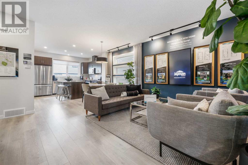 16 Amblefield View Nw, Calgary, Alberta  T3P 2B9 - Photo 5 - A2140146