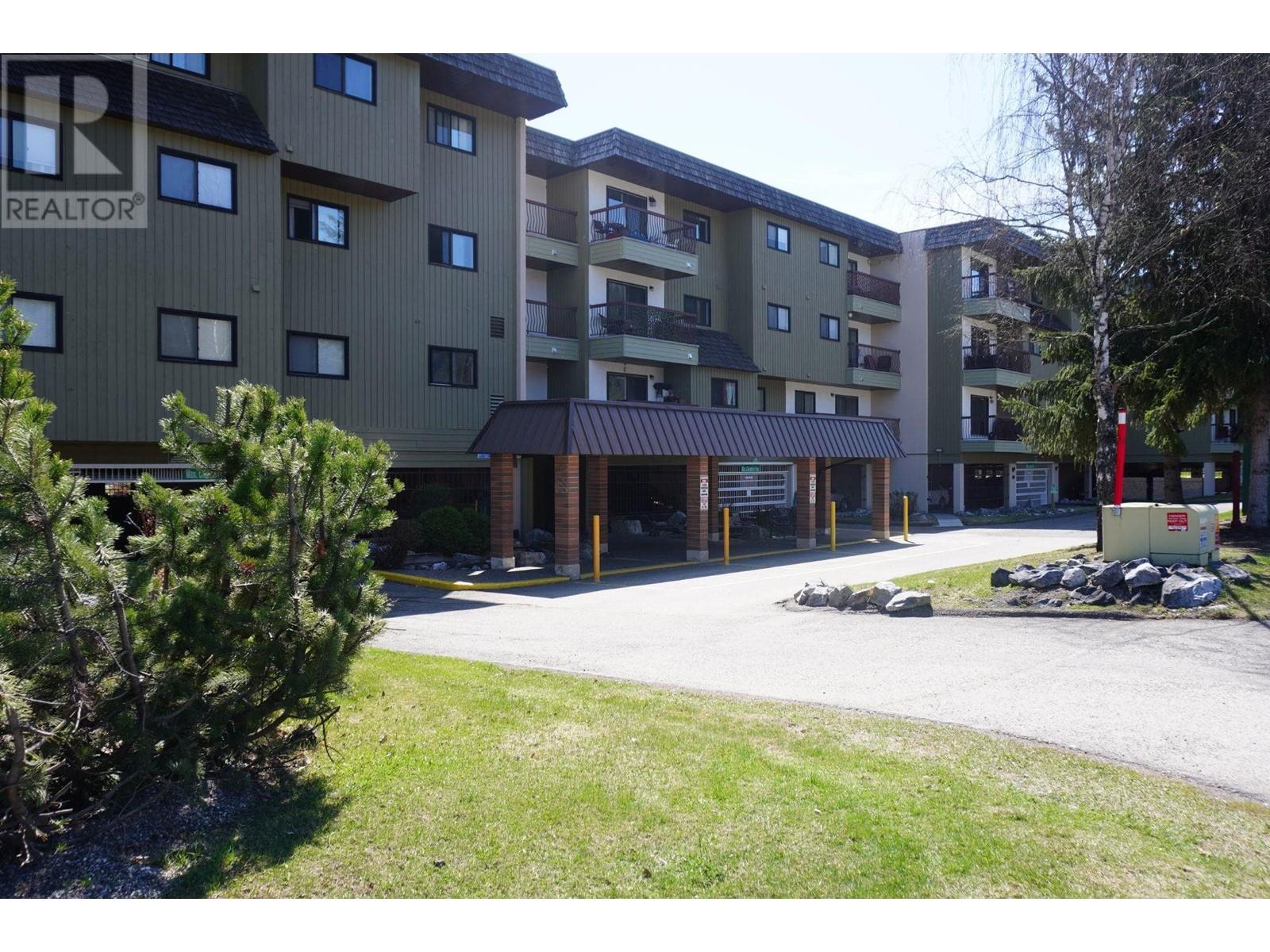 Property at 412 392 KILLOREN CRESCENT image 2