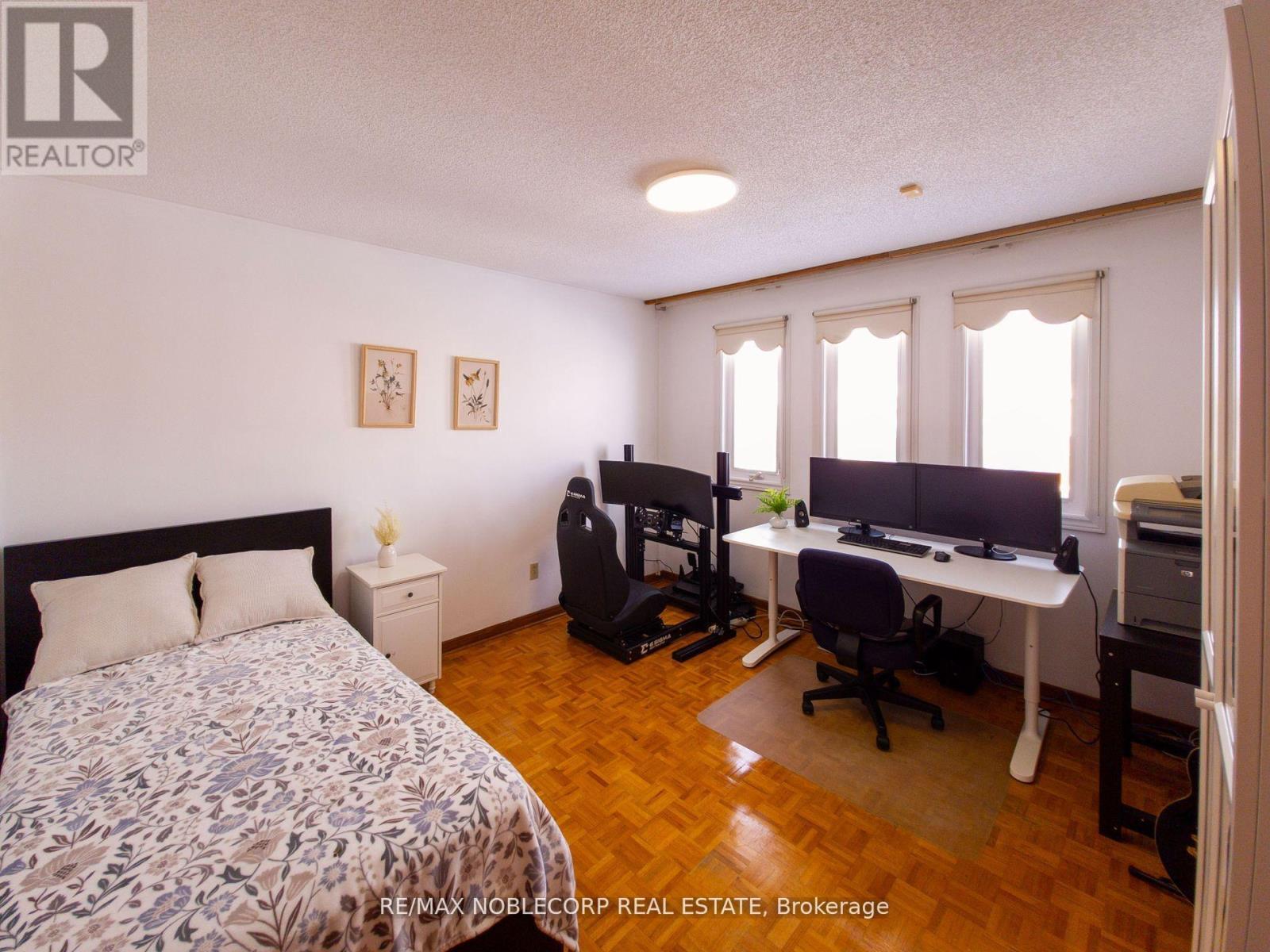 37 Father Ermanno Crescent, Vaughan, Ontario  L4L 7L6 - Photo 20 - N12122075