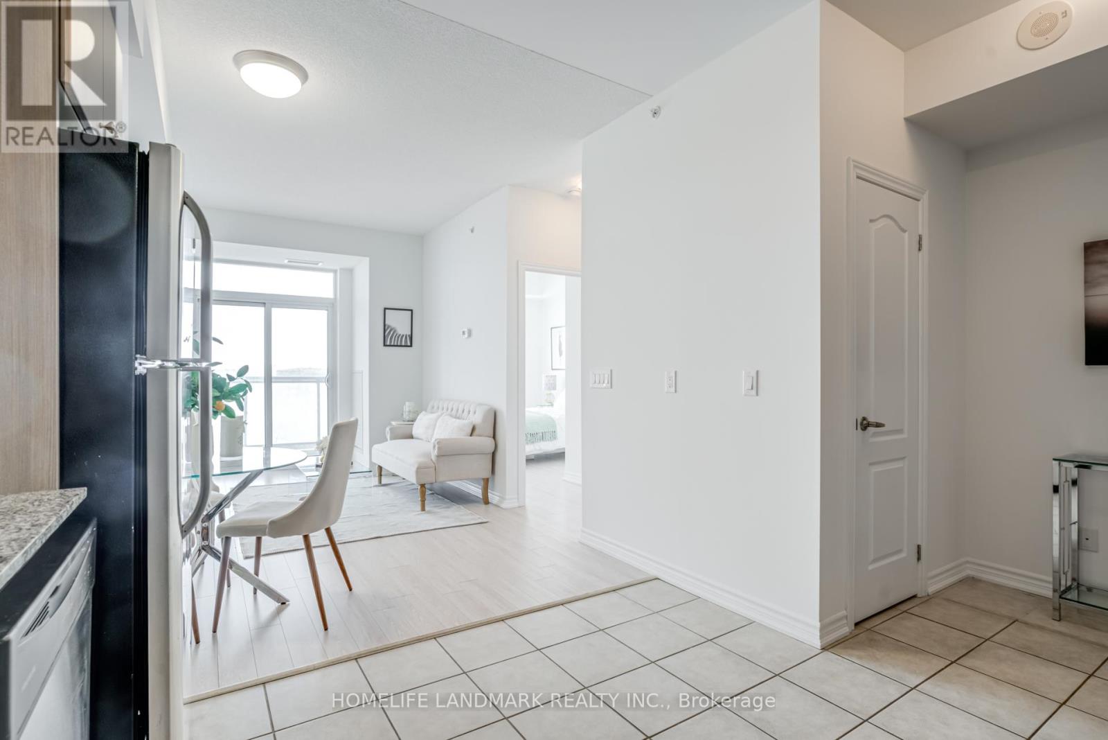 921 - 8323 Kennedy Road, Markham, Ontario  L3R 5W7 - Photo 11 - N12122076