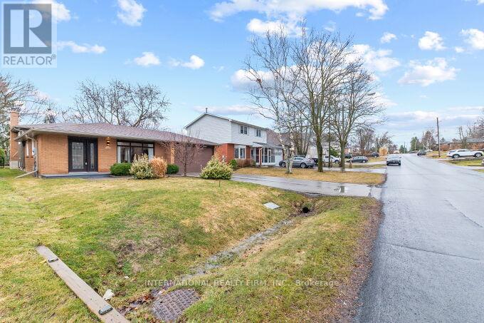 Property at 531 NEWMARKET STREET image 3