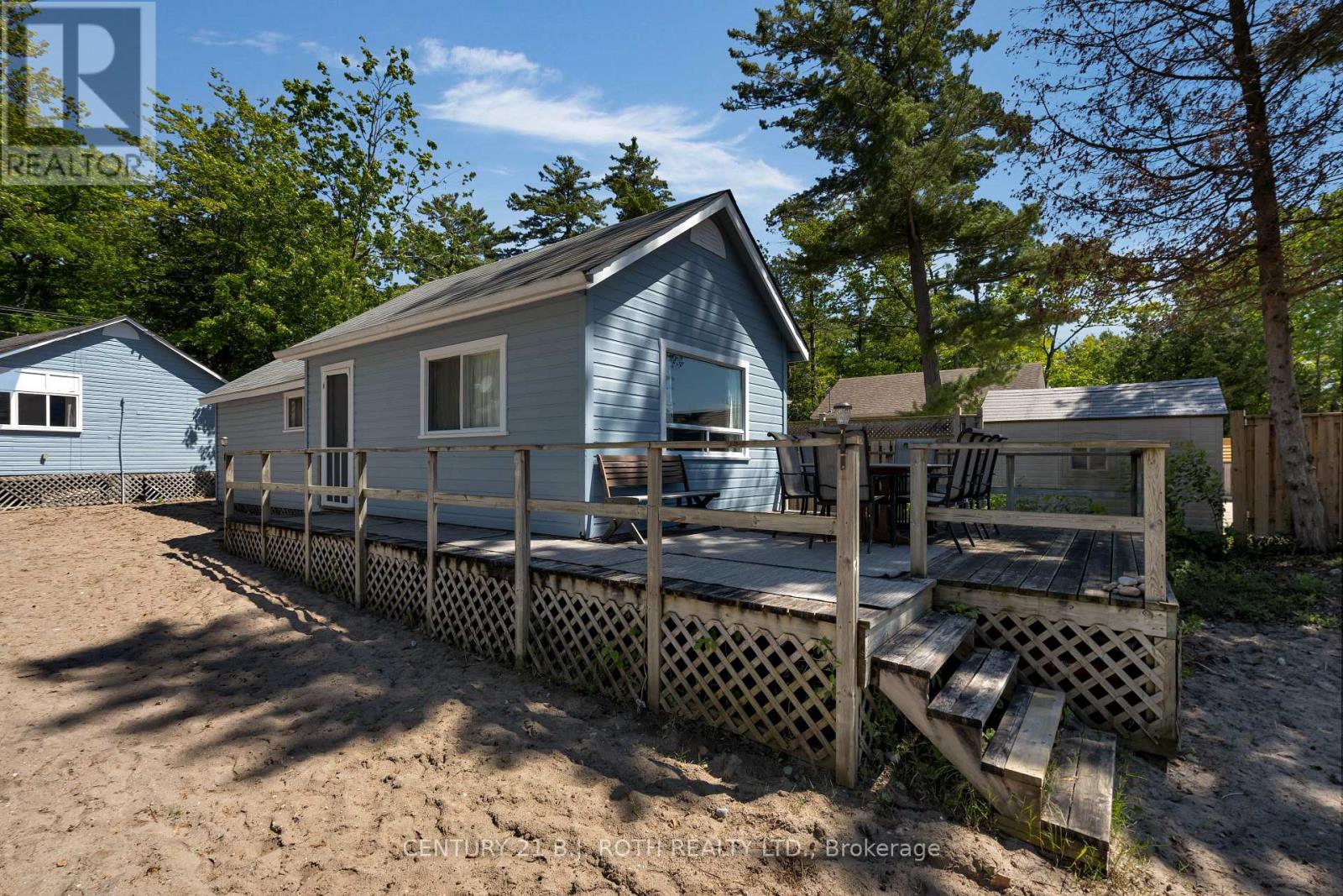 2026 Tiny Beaches Road S, Tiny, Ontario  L0L 1P1 - Photo 6 - S12122095