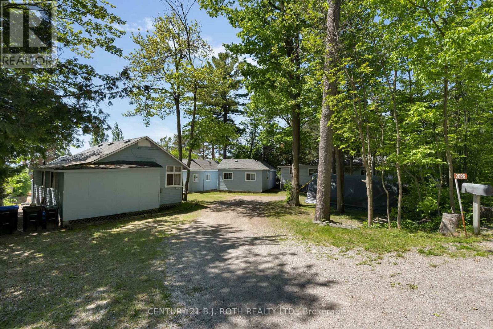 2026 Tiny Beaches Road S, Tiny, Ontario  L0L 1P1 - Photo 13 - S12122112