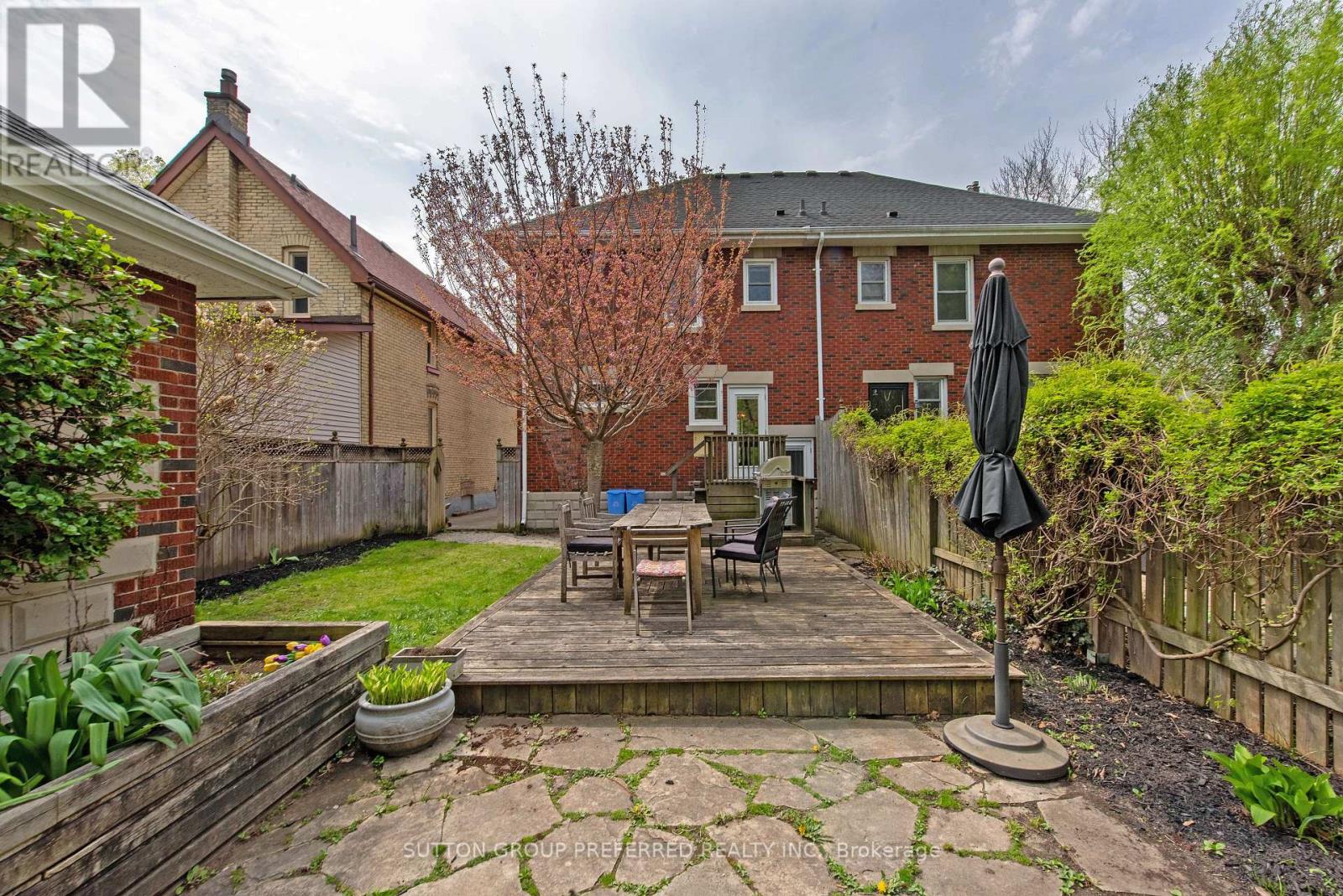 40 Victor Street, London South, Ontario  N6C 1B7 - Photo 43 - X12115310
