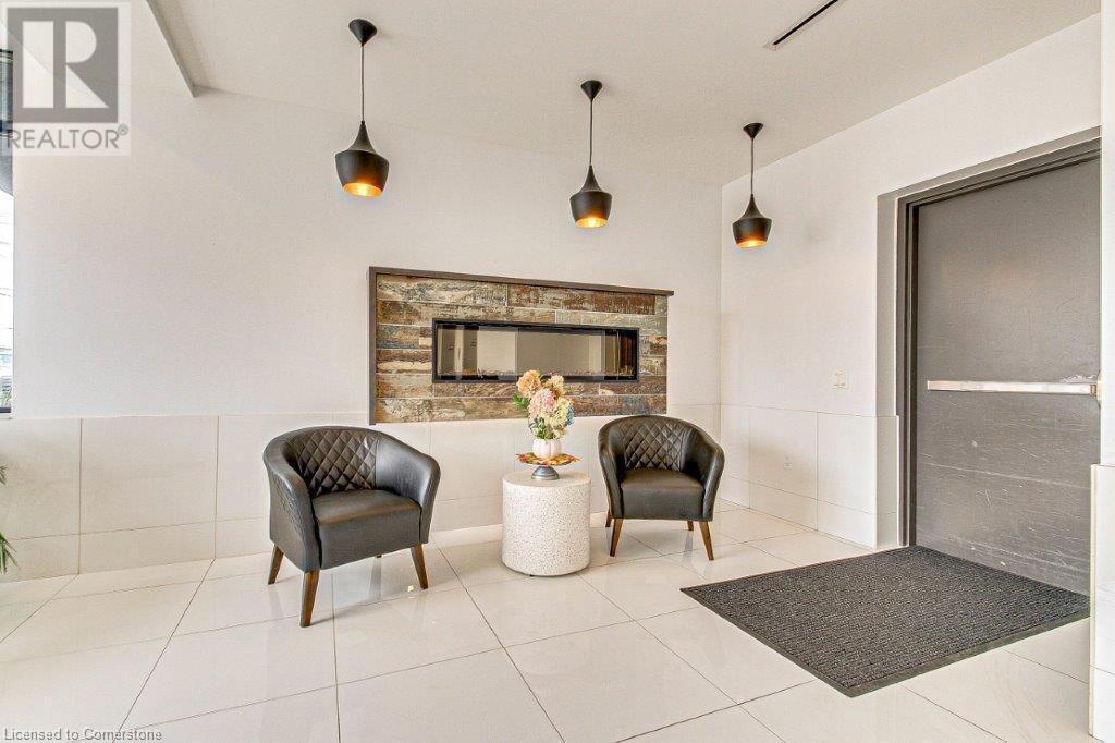 Property at 38 HARBOUR Street Unit# 214 image 3