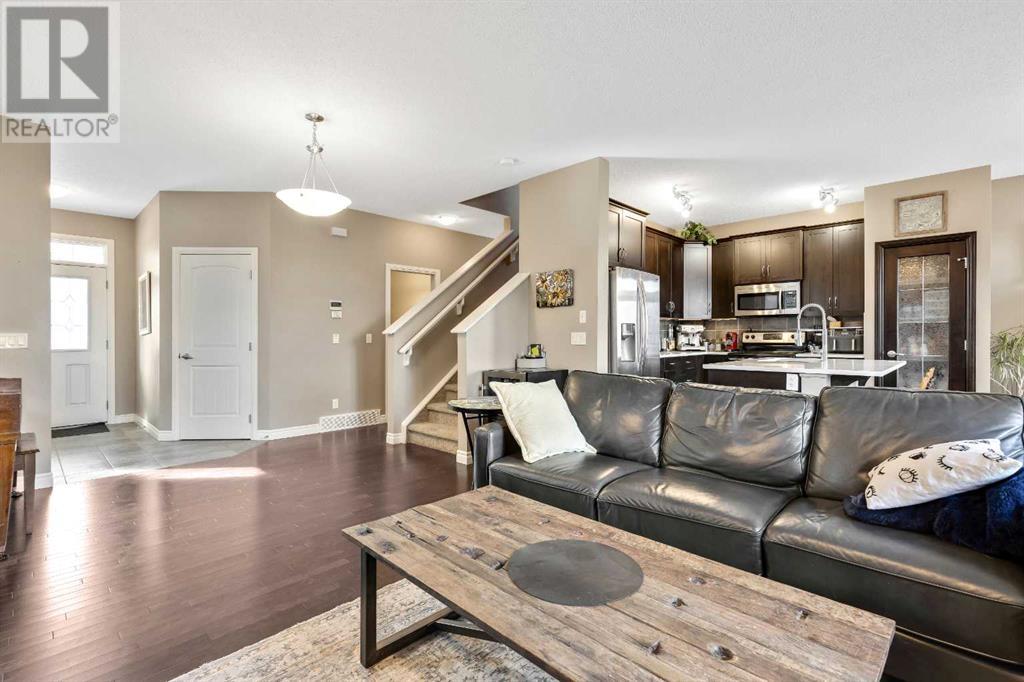 Property at 151 Cimarron Vista Crescent image 4