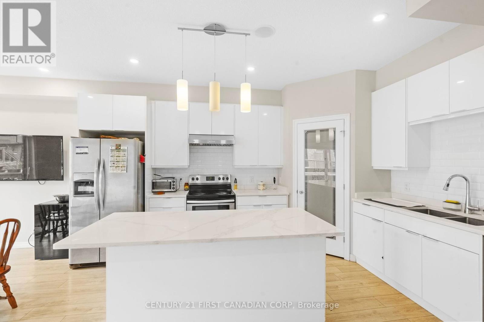 56 - 811 Sarnia Road, London North, Ontario  N6H 0K3 - Photo 12 - X12122143