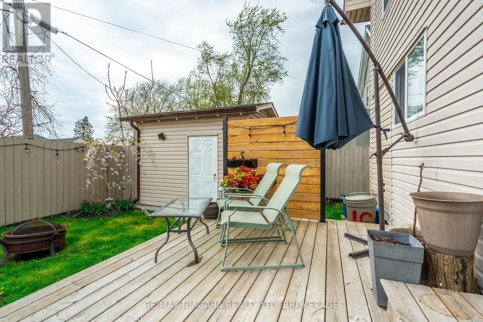 16 Jones Lane, Welland (Lincoln/crowland), Ontario  L3B 3M5 - Photo 37 - X12122141