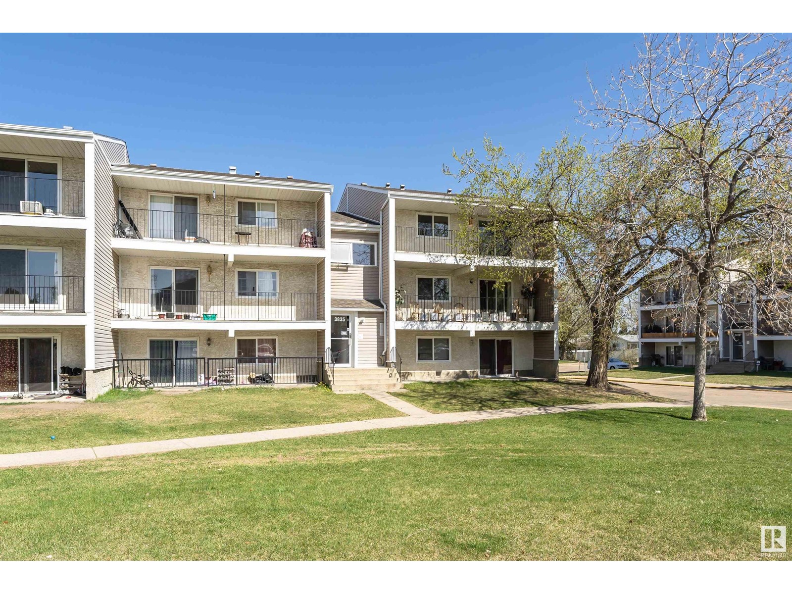 Property at #5 3835 76 ST NW image 1