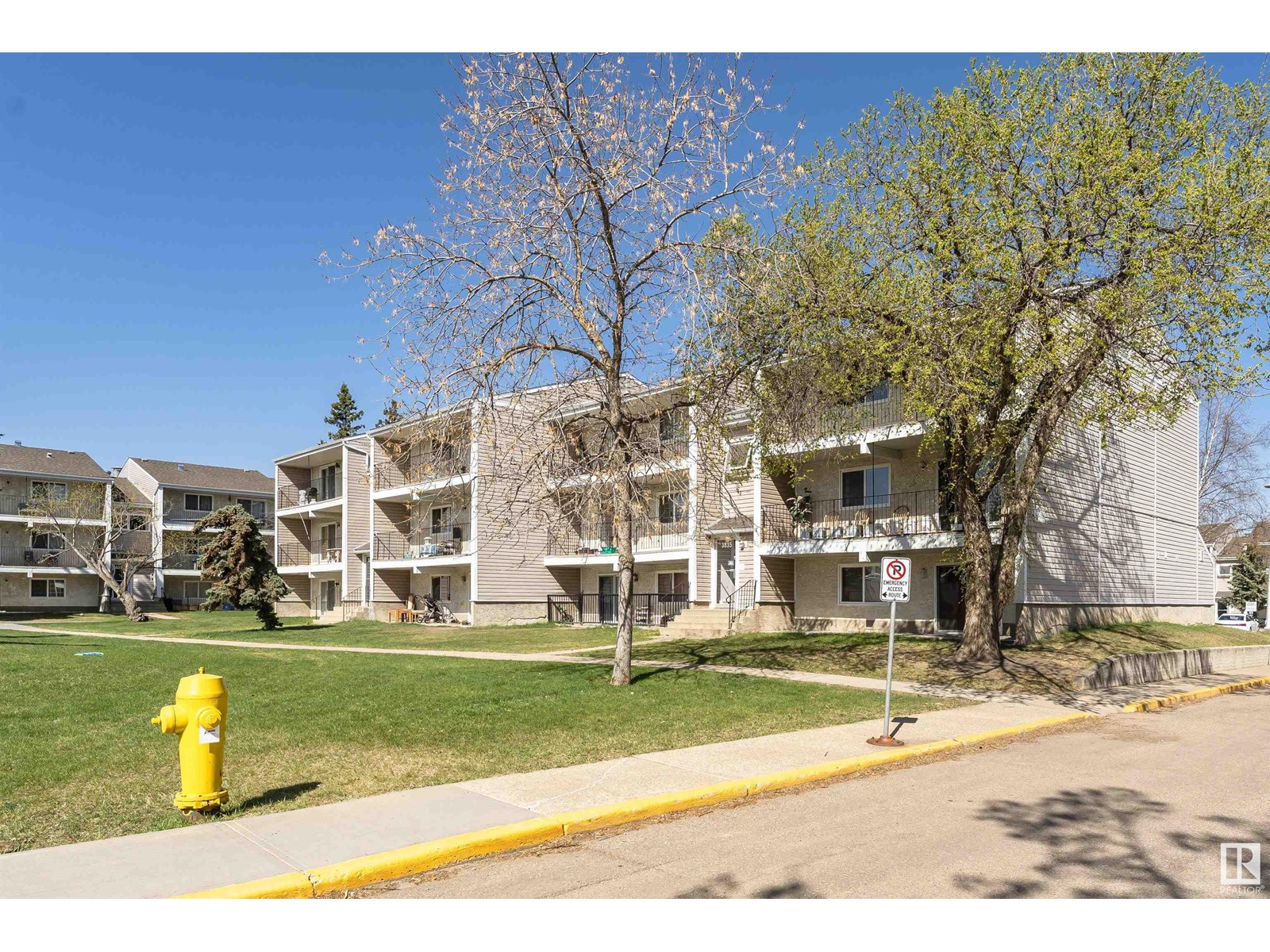 Property at #5 3835 76 ST NW image 2