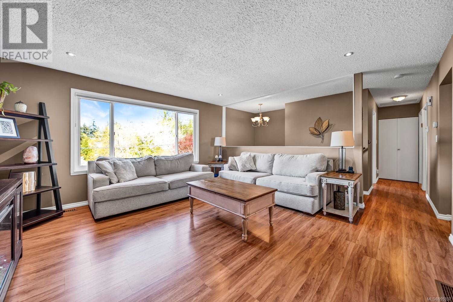Property at 1208 Cloke Rd image 5