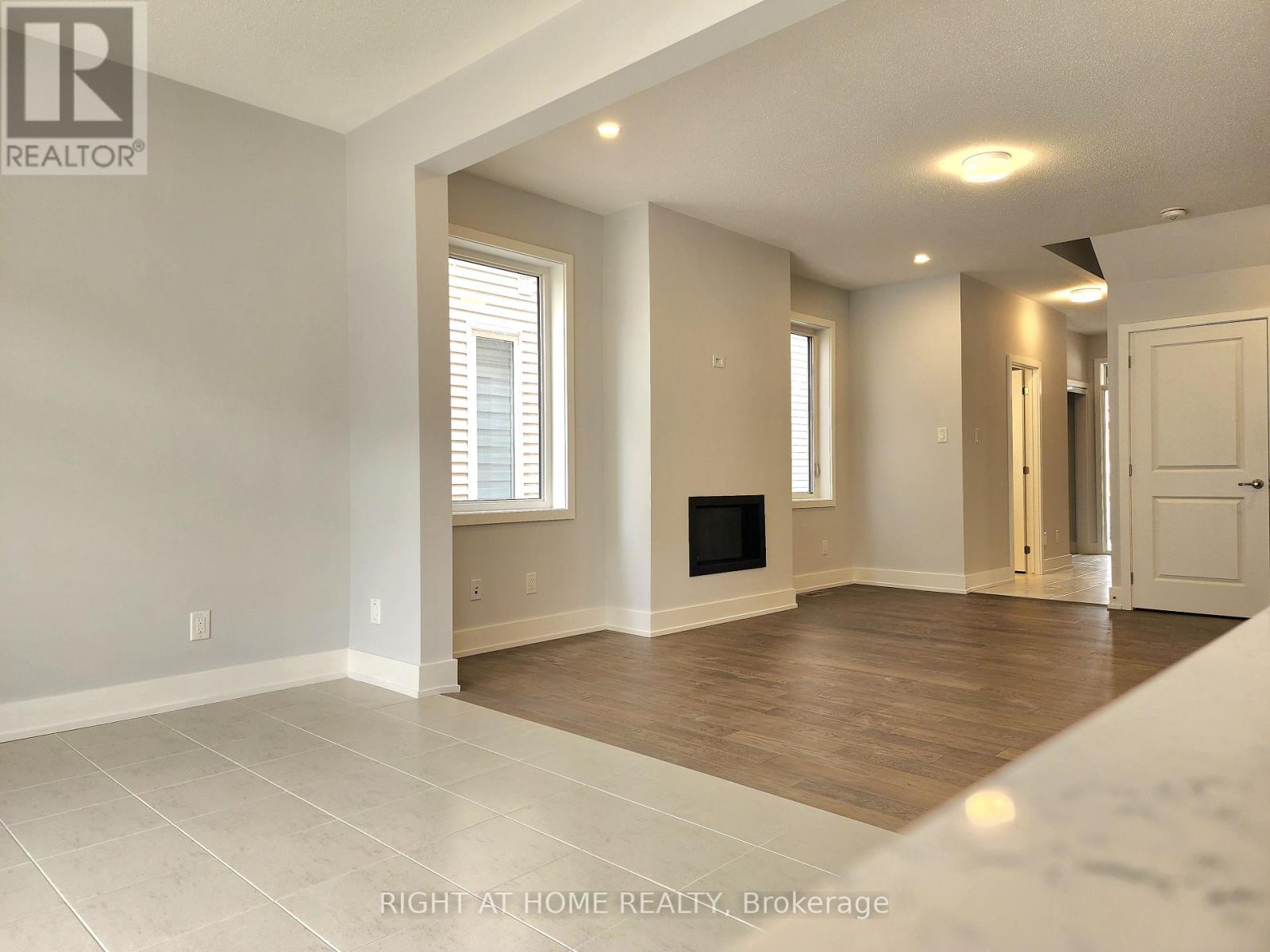 615 Cygnus Street, Ottawa, Ontario  K2J 7A9 - Photo 6 - X12122160