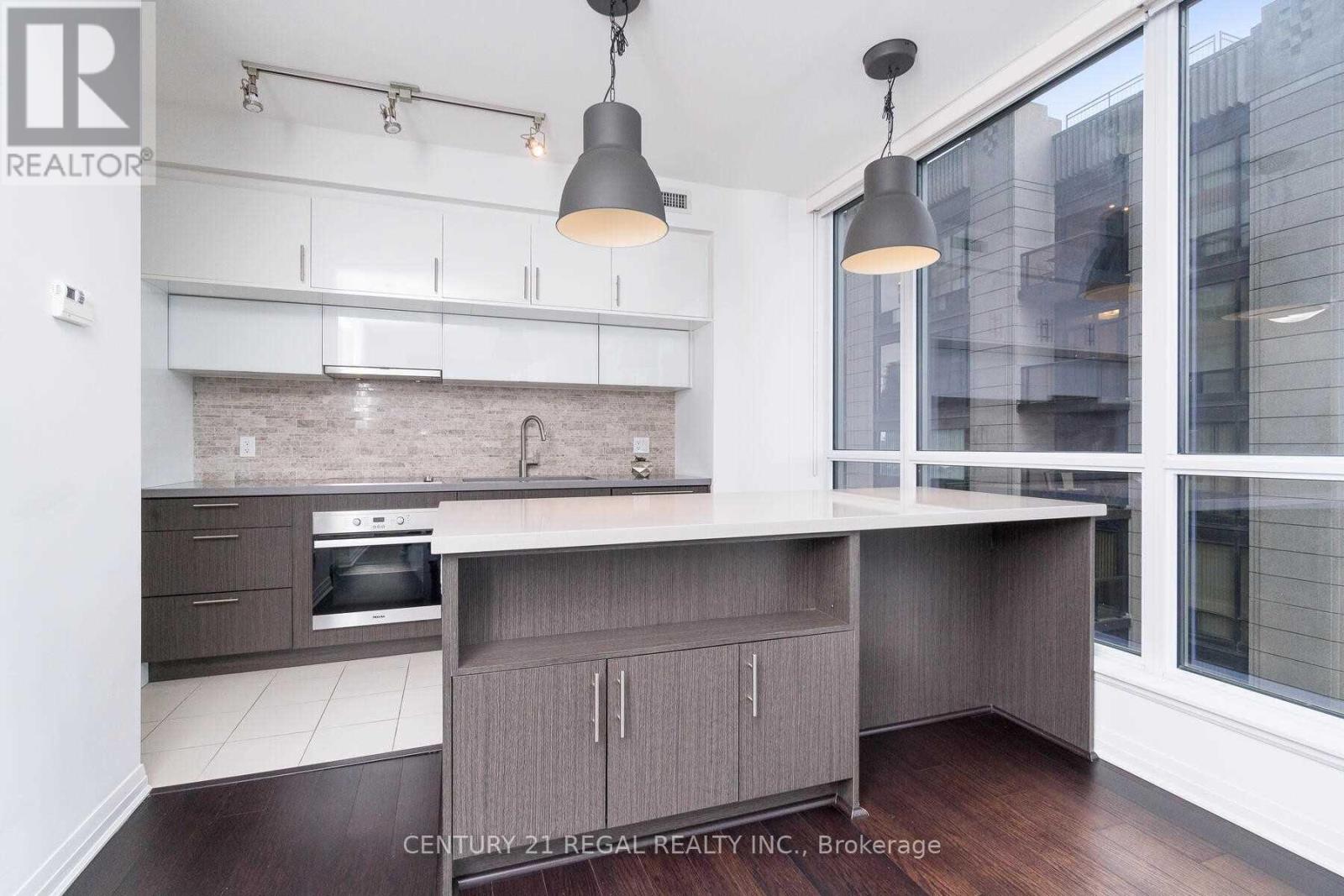 1708 - 8 Mercer Street, Toronto (Waterfront Communities), Ontario  M5V 0C4 - Photo 17 - C12122138