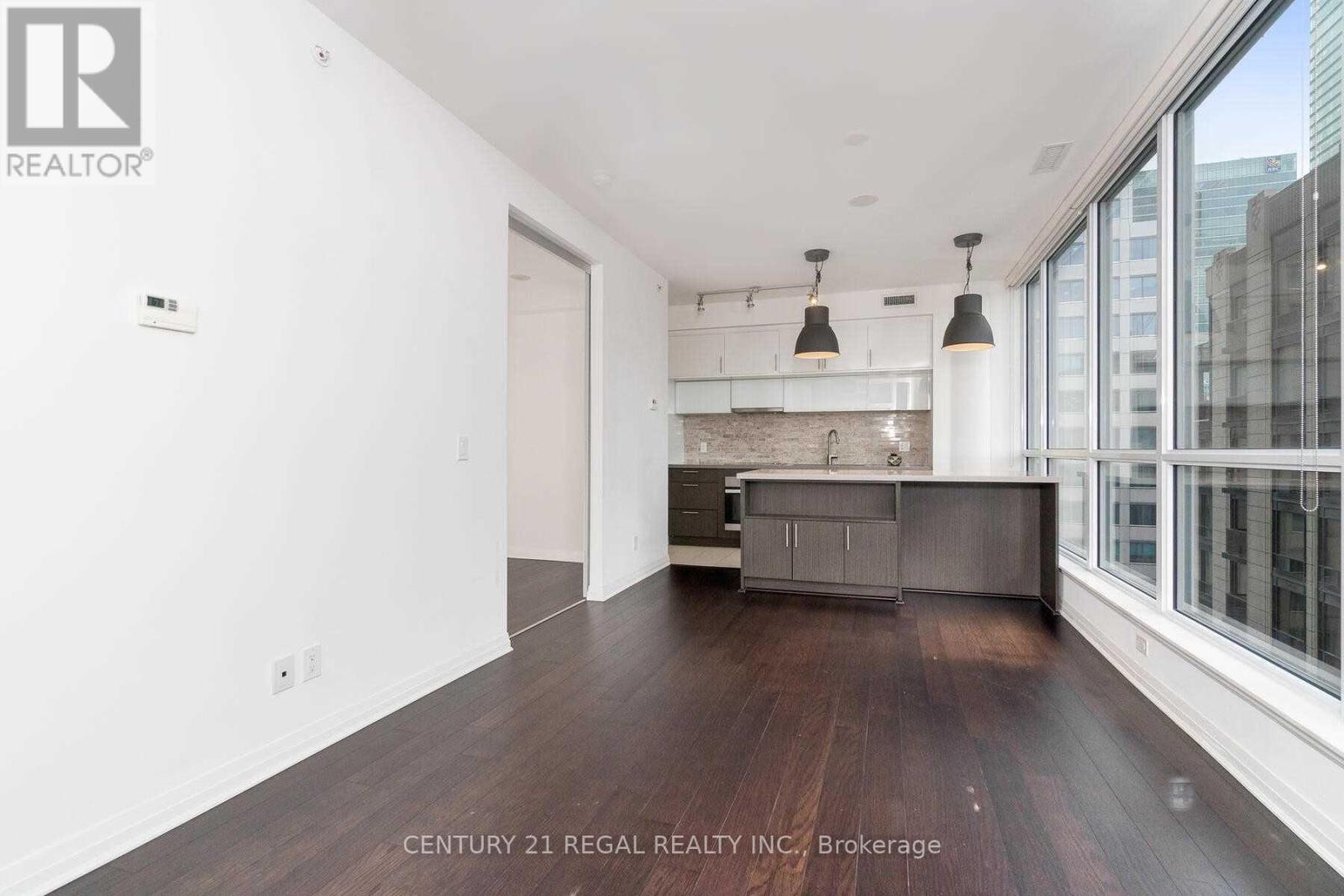 1708 - 8 Mercer Street, Toronto (Waterfront Communities), Ontario  M5V 0C4 - Photo 4 - C12122138