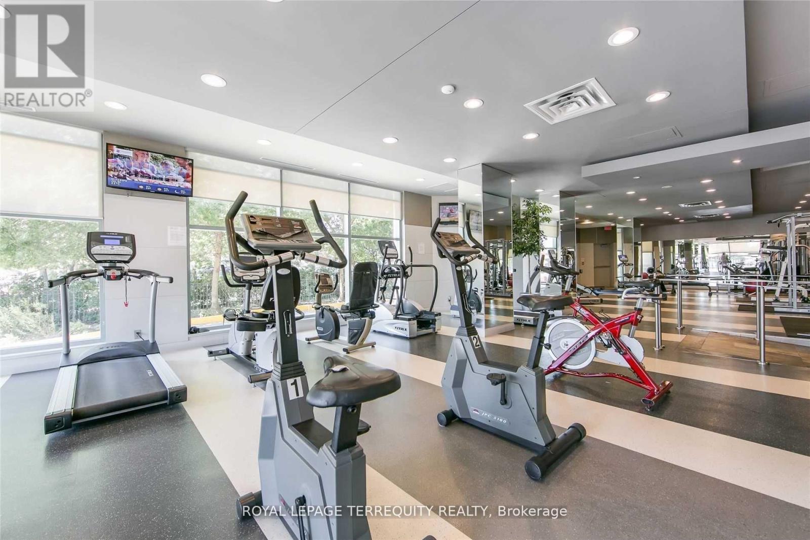 1202 - 228 Queens Quay W, Toronto (Waterfront Communities), Ontario  M5J 2X1 - Photo 24 - C12122158