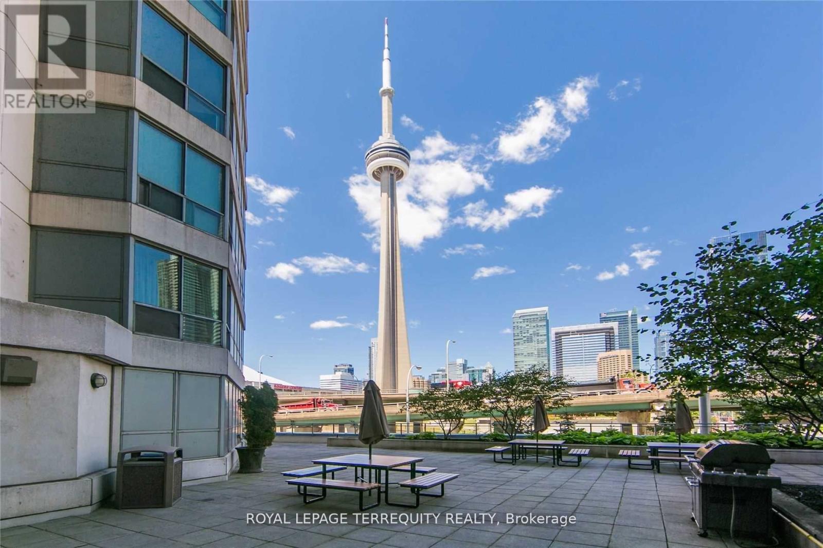 1202 - 228 Queens Quay W, Toronto (Waterfront Communities), Ontario  M5J 2X1 - Photo 33 - C12122158