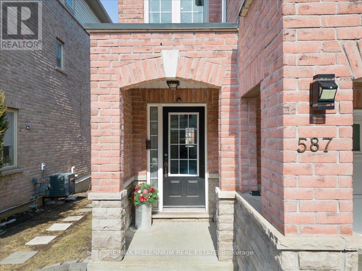 587 Rossland Road E, Ajax, Ontario  L1Z 0K7 - Photo 3 - E12122170