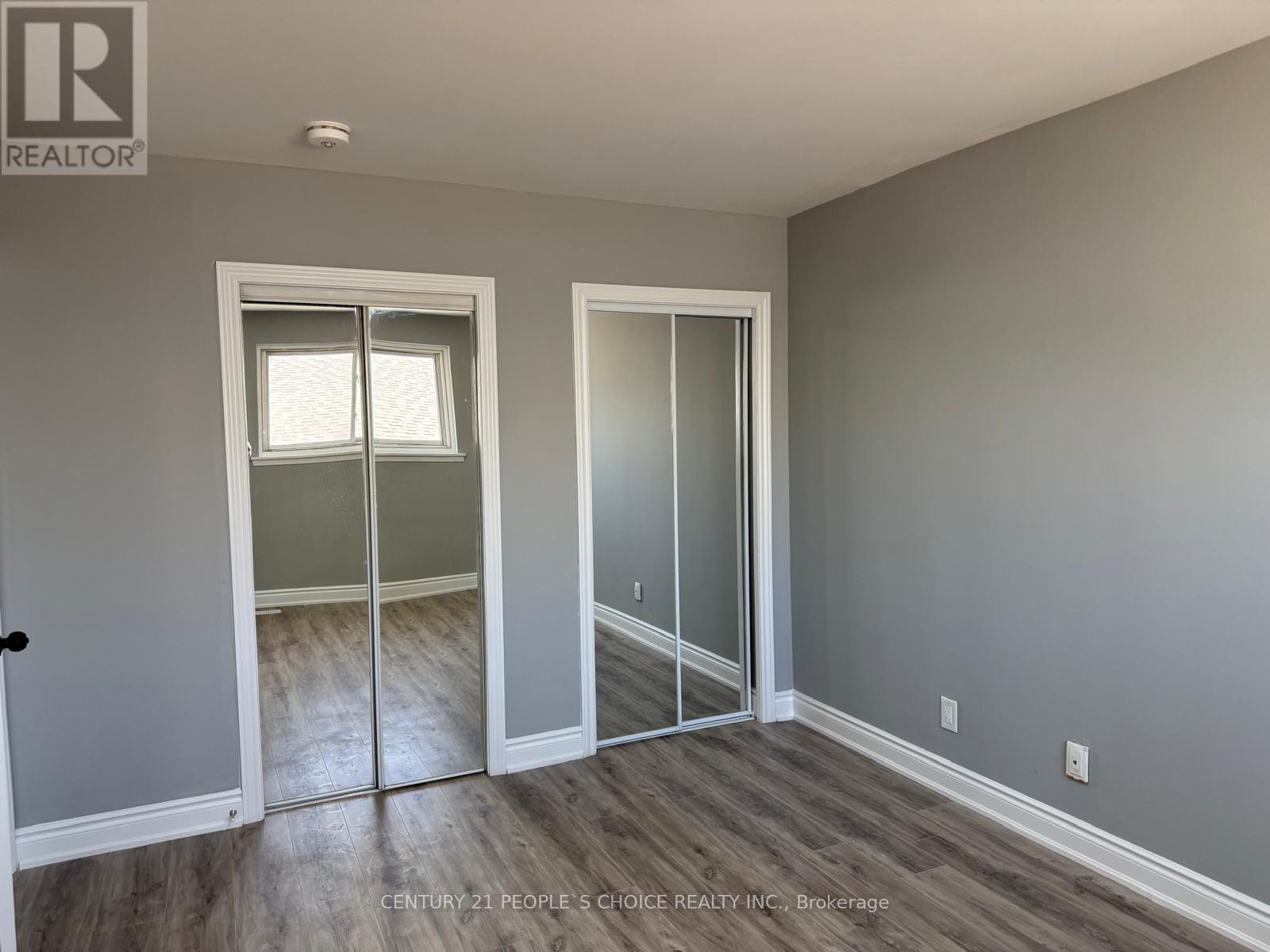6862 Darcel Avenue, Mississauga, Ontario  L4T 2W5 - Photo 19 - W12122060