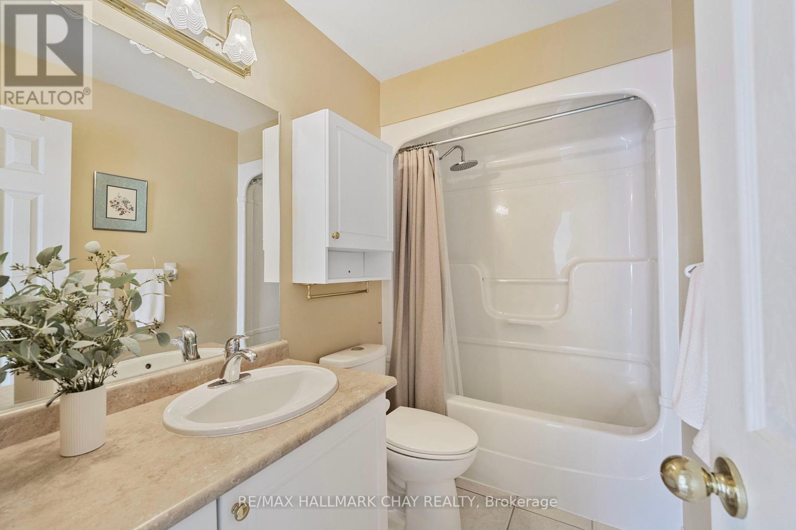 72 Columbia Road, Barrie, Ontario  L4N 8C5 - Photo 21 - S12122139