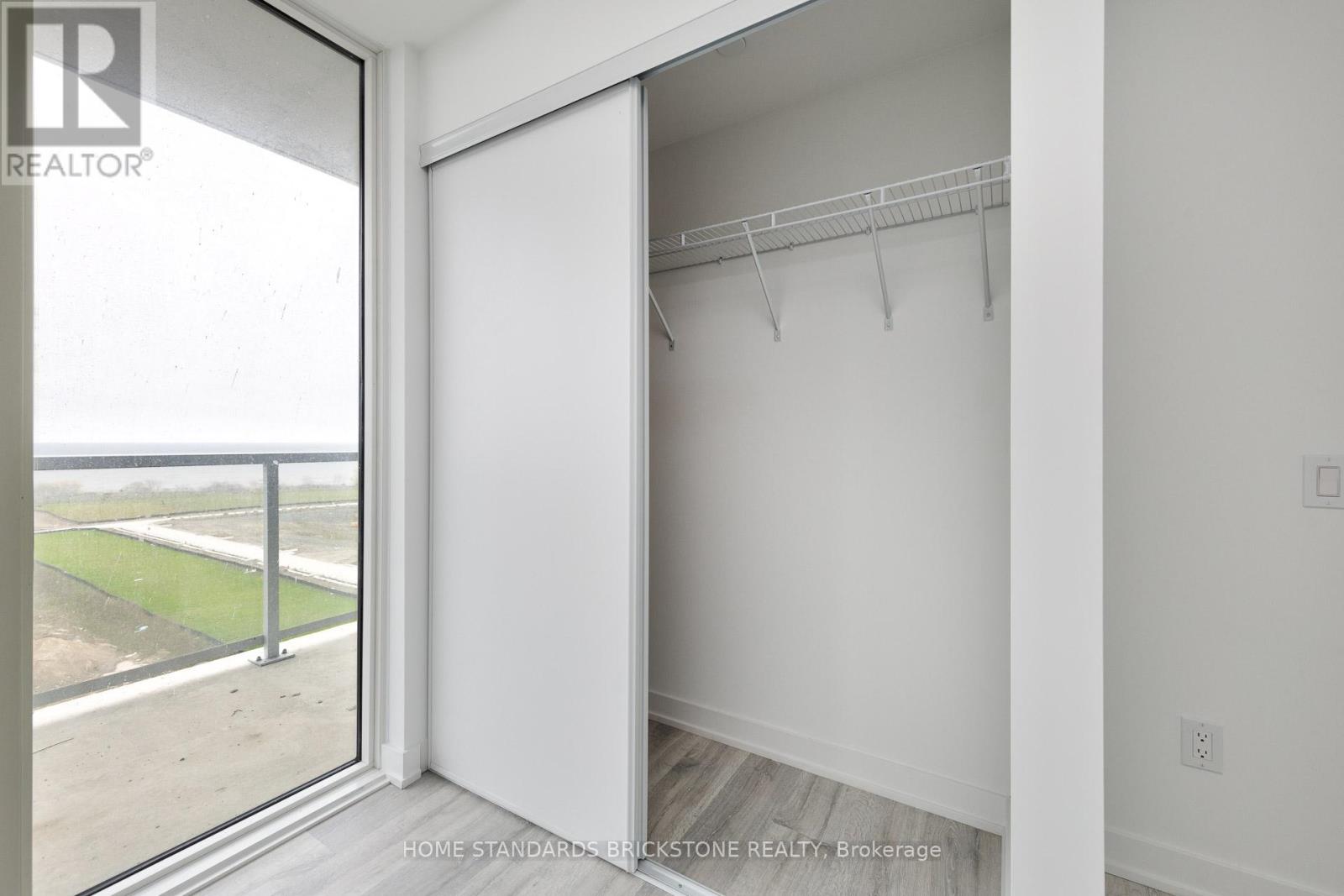 1012 - 220 Missinnihe Way, Mississauga, Ontario  L5H 0A9 - Photo 20 - W12122136