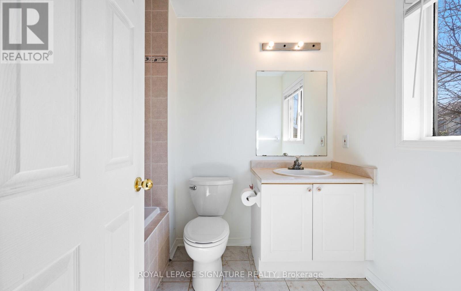 155 - 1480 Britannia Road W, Mississauga, Ontario  L5V 2K4 - Photo 32 - W12122142