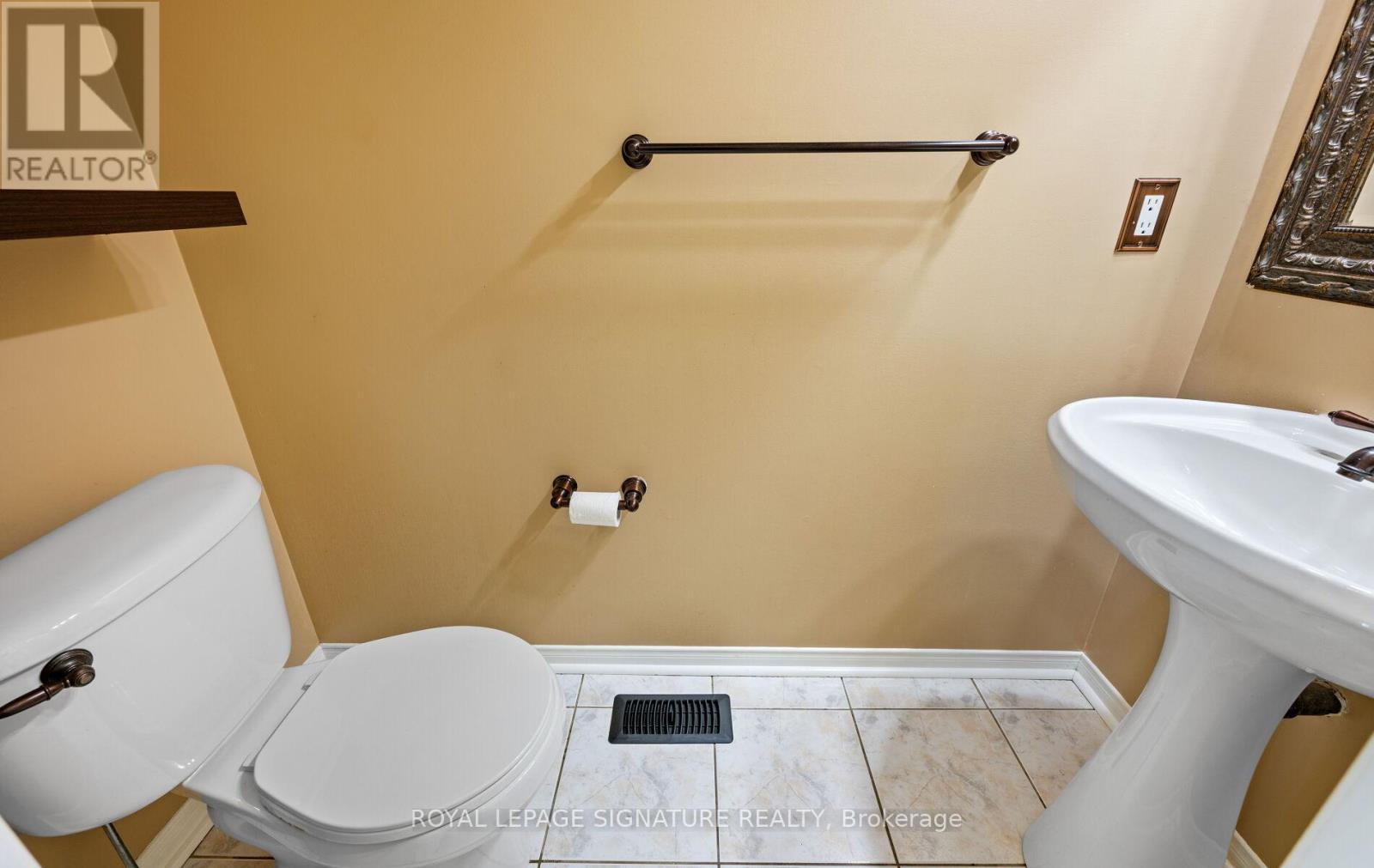 155 - 1480 Britannia Road W, Mississauga, Ontario  L5V 2K4 - Photo 8 - W12122142