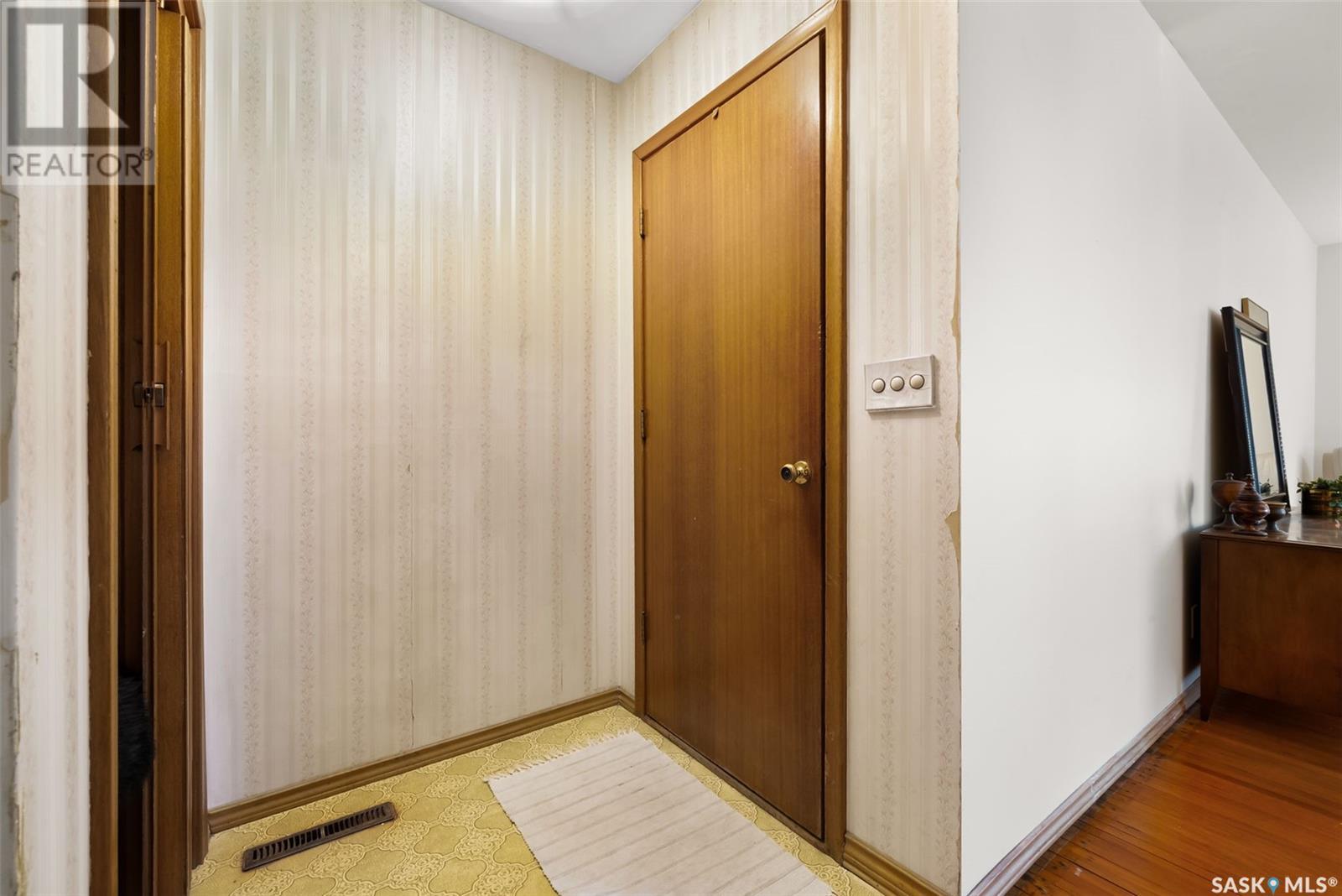 Property at 2515 Cross PLACE image 2