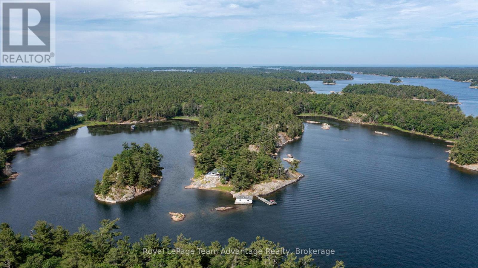 22 A30 & A28 ISLAND, The Archipelago, Ontario
