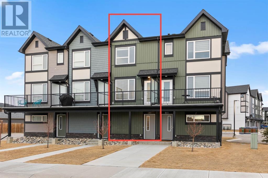 Property at 280 Evanscrest Way NW image 2