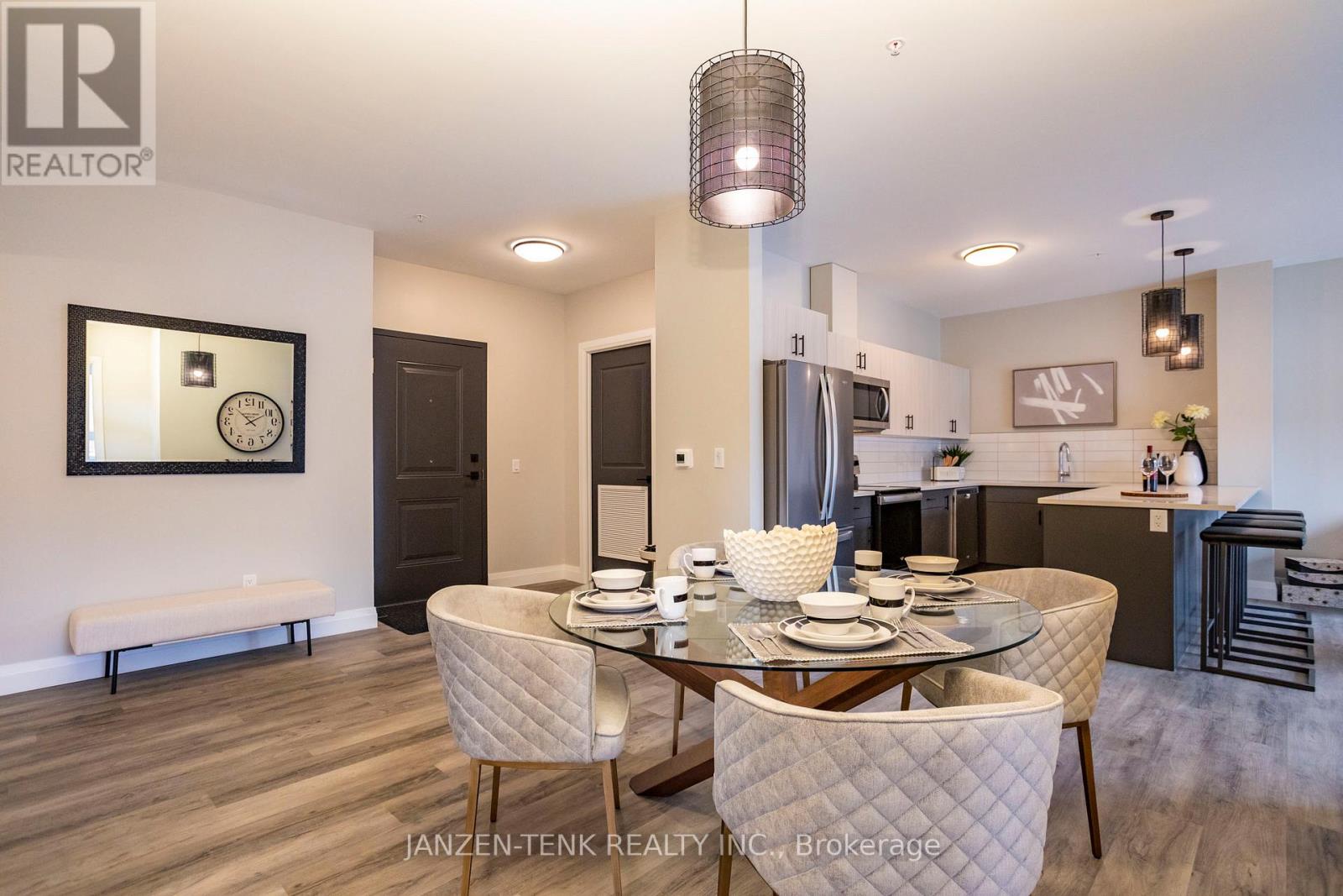 404 - 555 Teeple Terrace, London South, Ontario  N6K 0L6 - Photo 2 - X12122208