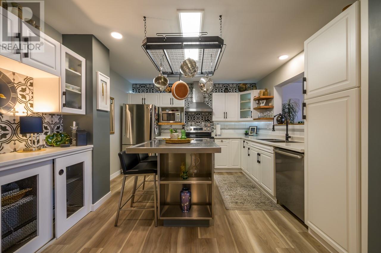 Property at 750 Dunrobin Drive Unit# 5 image 5