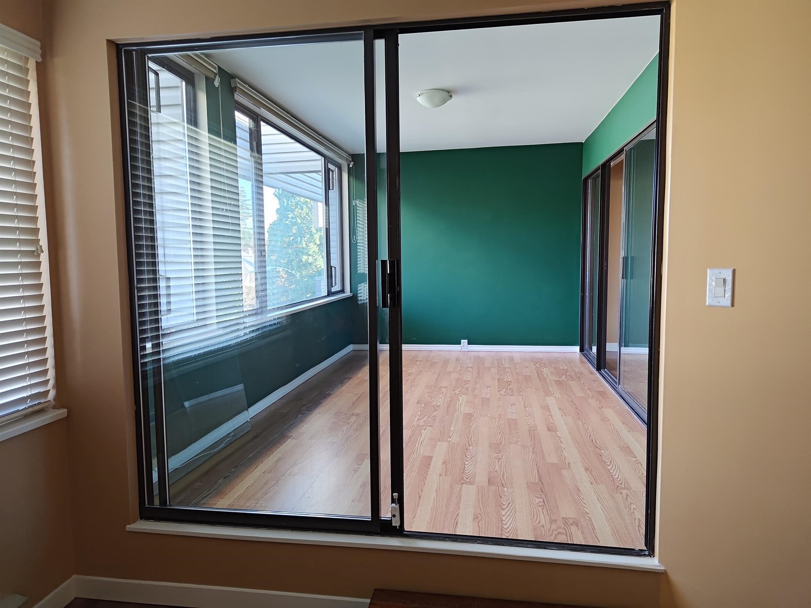 307 15275 19 Avenue, Surrey, British Columbia  V4A 1X6 - Photo 11 - R2997406