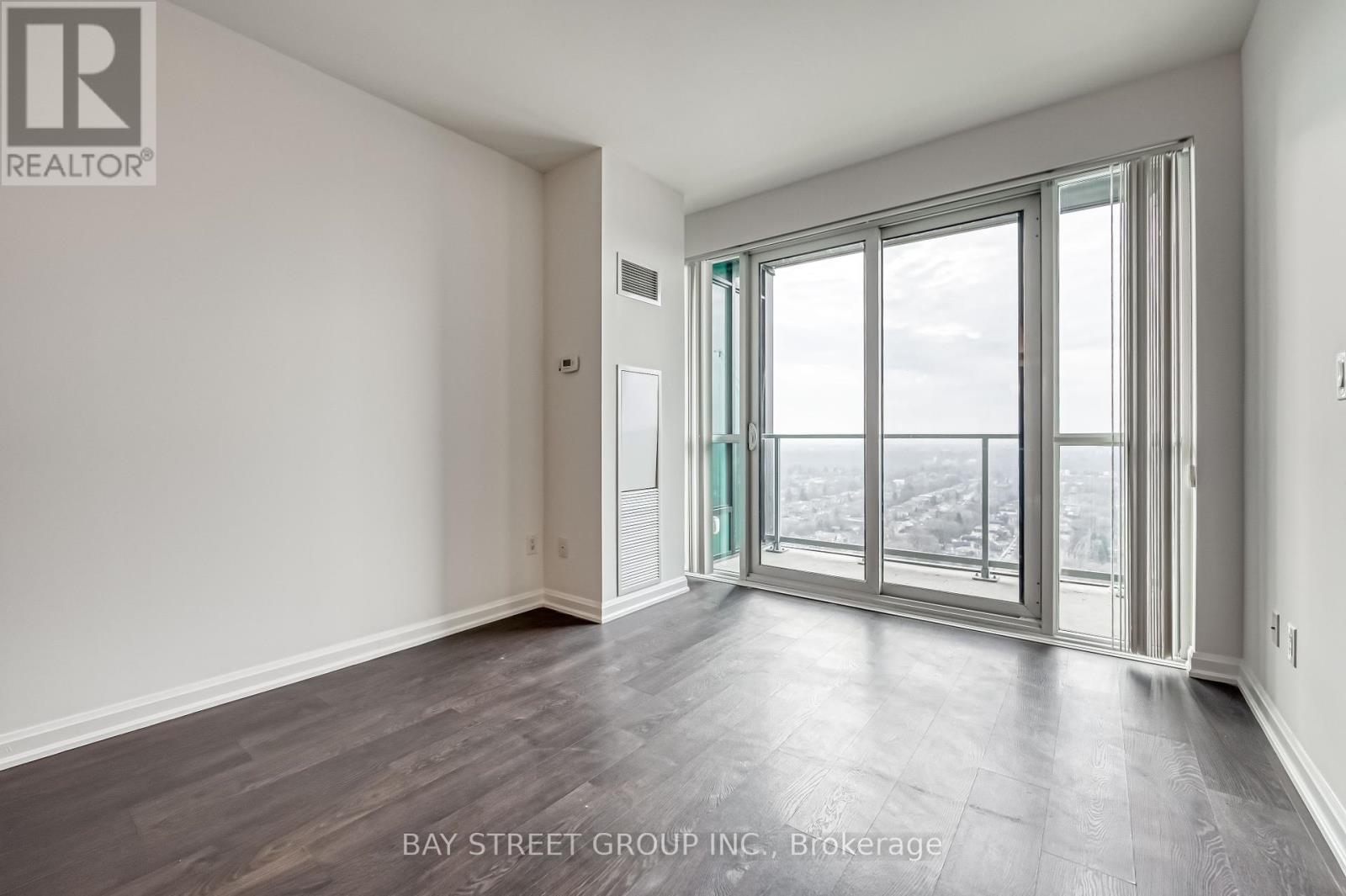 2605 - 11 Bogert Avenue, Toronto, Ontario  M2N 0H4 - Photo 5 - C12122184