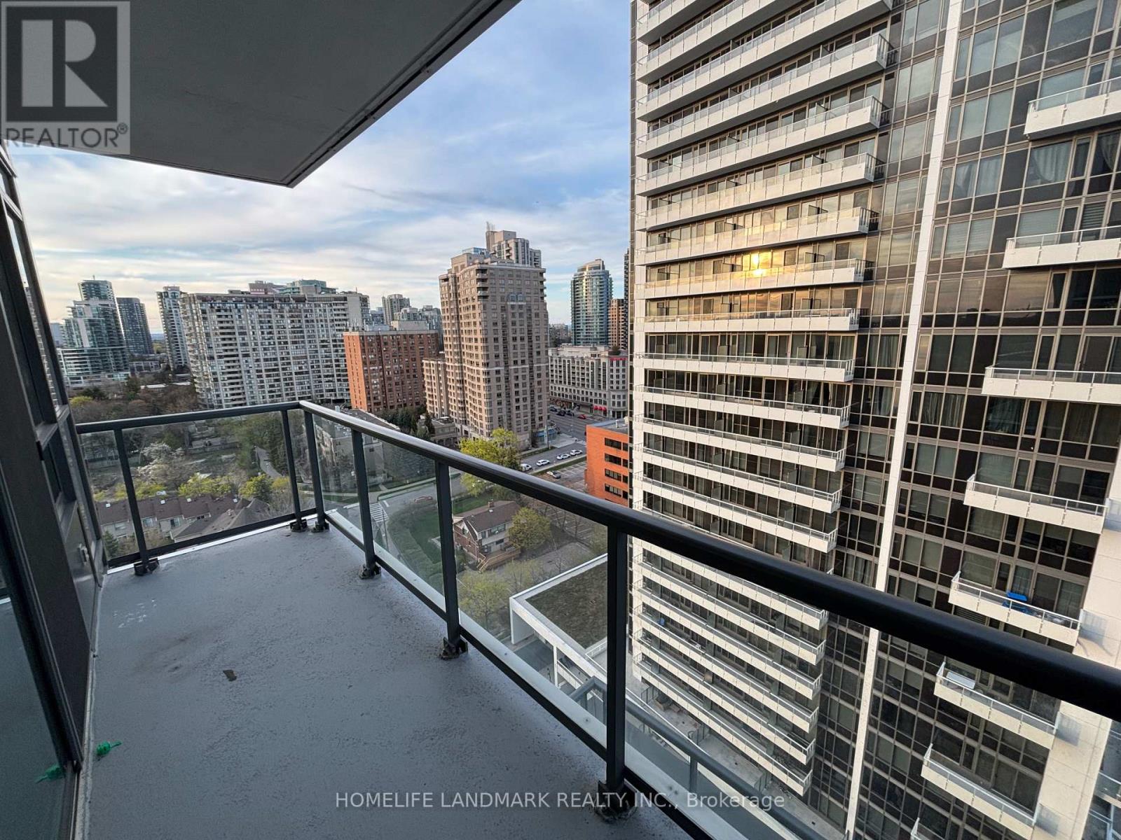1809 - 68 Canterbury Place, Toronto, Ontario  M2N 0H8 - Photo 27 - C12122200