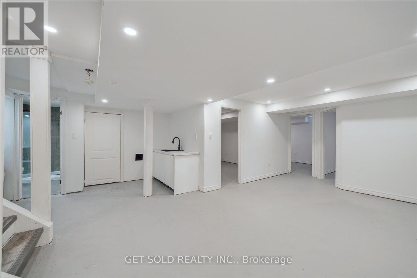 1 Mckie Court, Ajax, Ontario  L1T 3Z6 - Photo 40 - E12122205