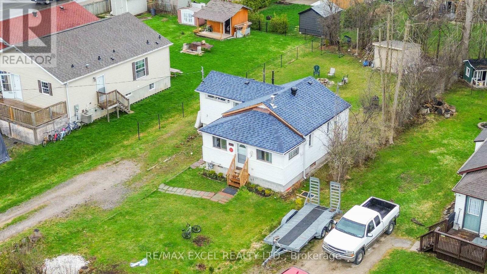Property at 795 THIRD AVENUE image 2