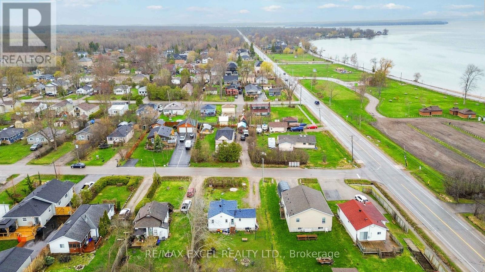 795 Third Avenue, Georgina, Ontario  L0E 1S0 - Photo 9 - N12122178