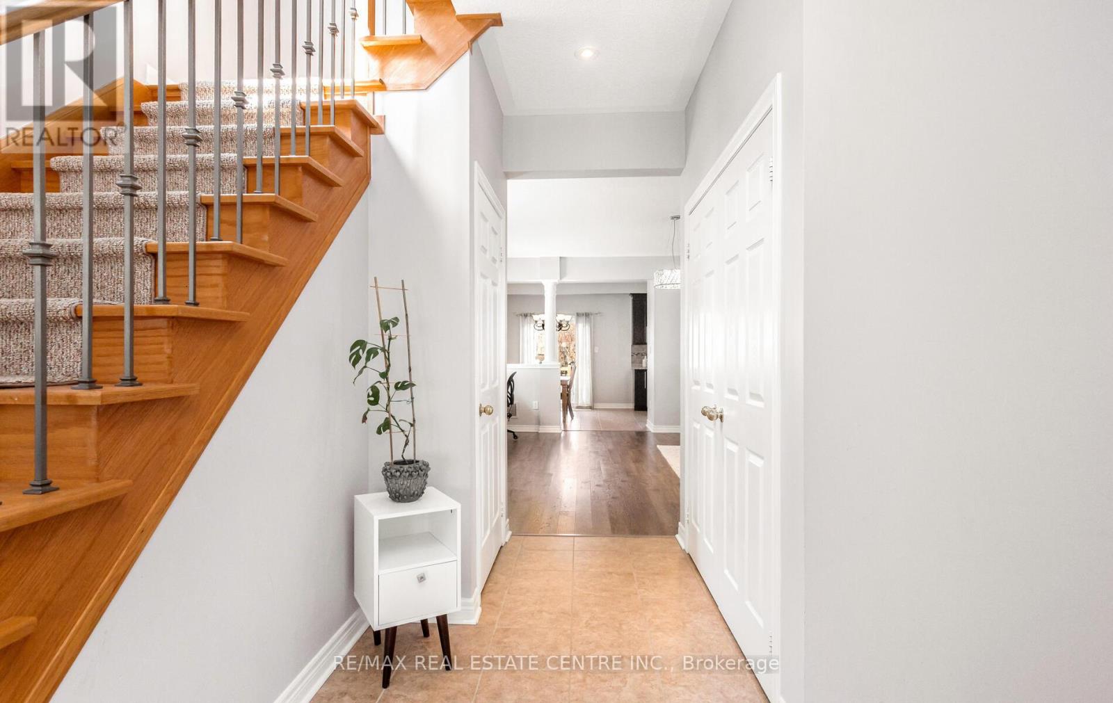 Property at 5 SERENITY STREET image 5