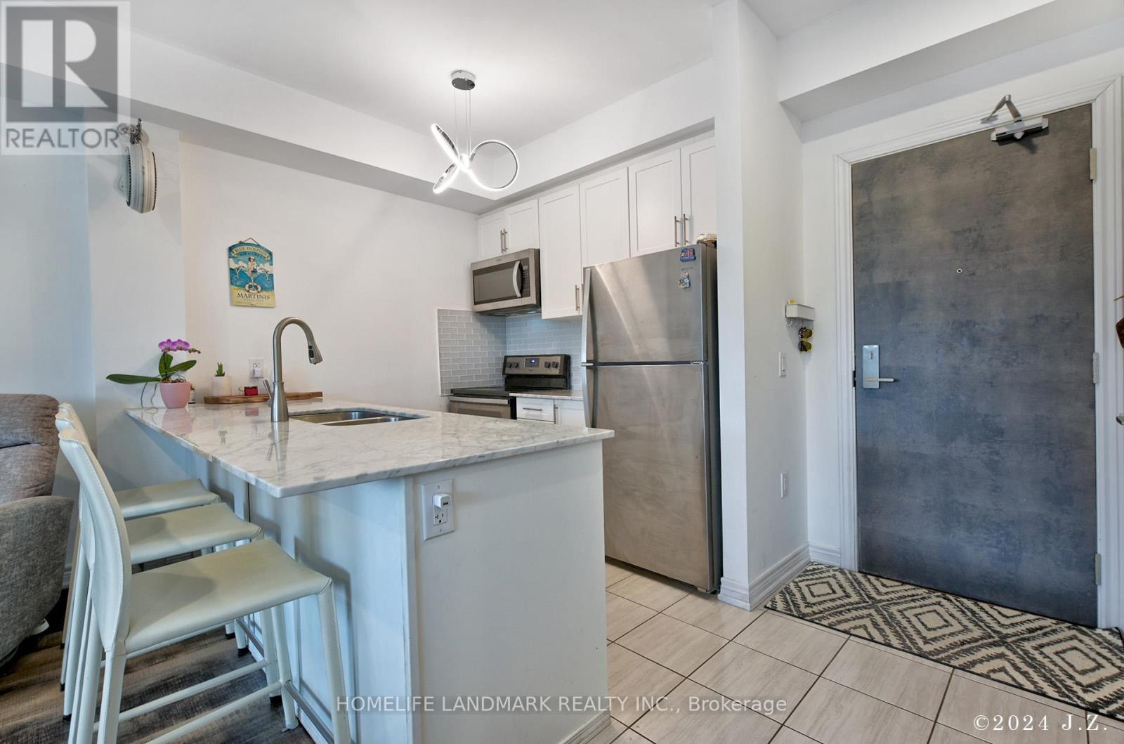 308 - 2370 Khalsa Gate, Oakville, Ontario  L6M 4J2 - Photo 5 - W12122199