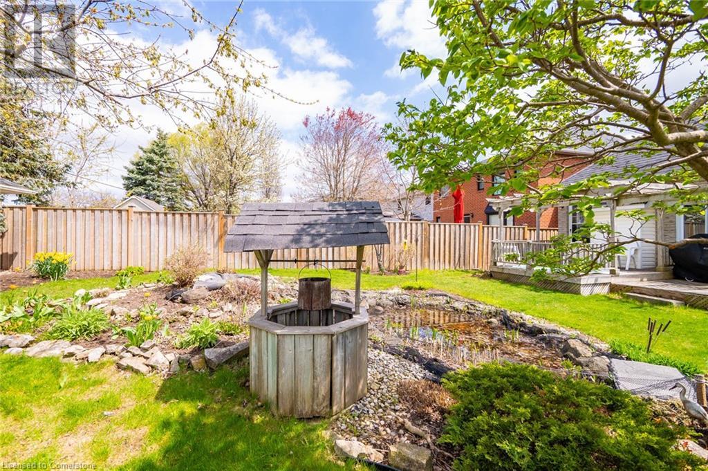 1 Strathroy Crescent, Waterdown, Ontario  L8B 0N5 - Photo 45 - 40724275