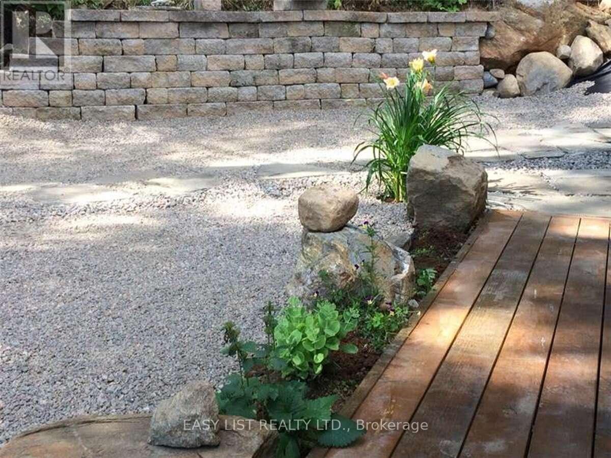 61 Maple Drive, Perry, Ontario  P0A 1J0 - Photo 29 - X12122189