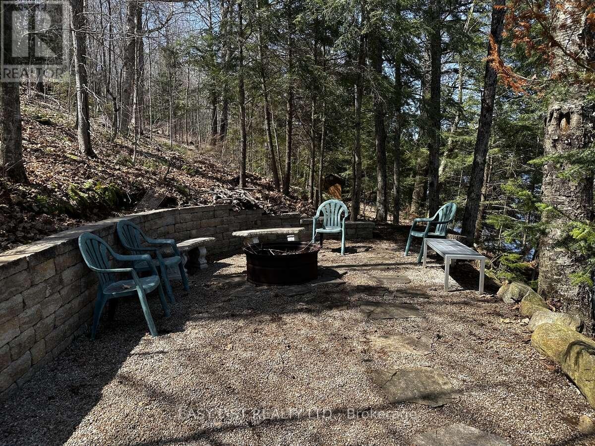 61 Maple Drive, Perry, Ontario  P0A 1J0 - Photo 31 - X12122189