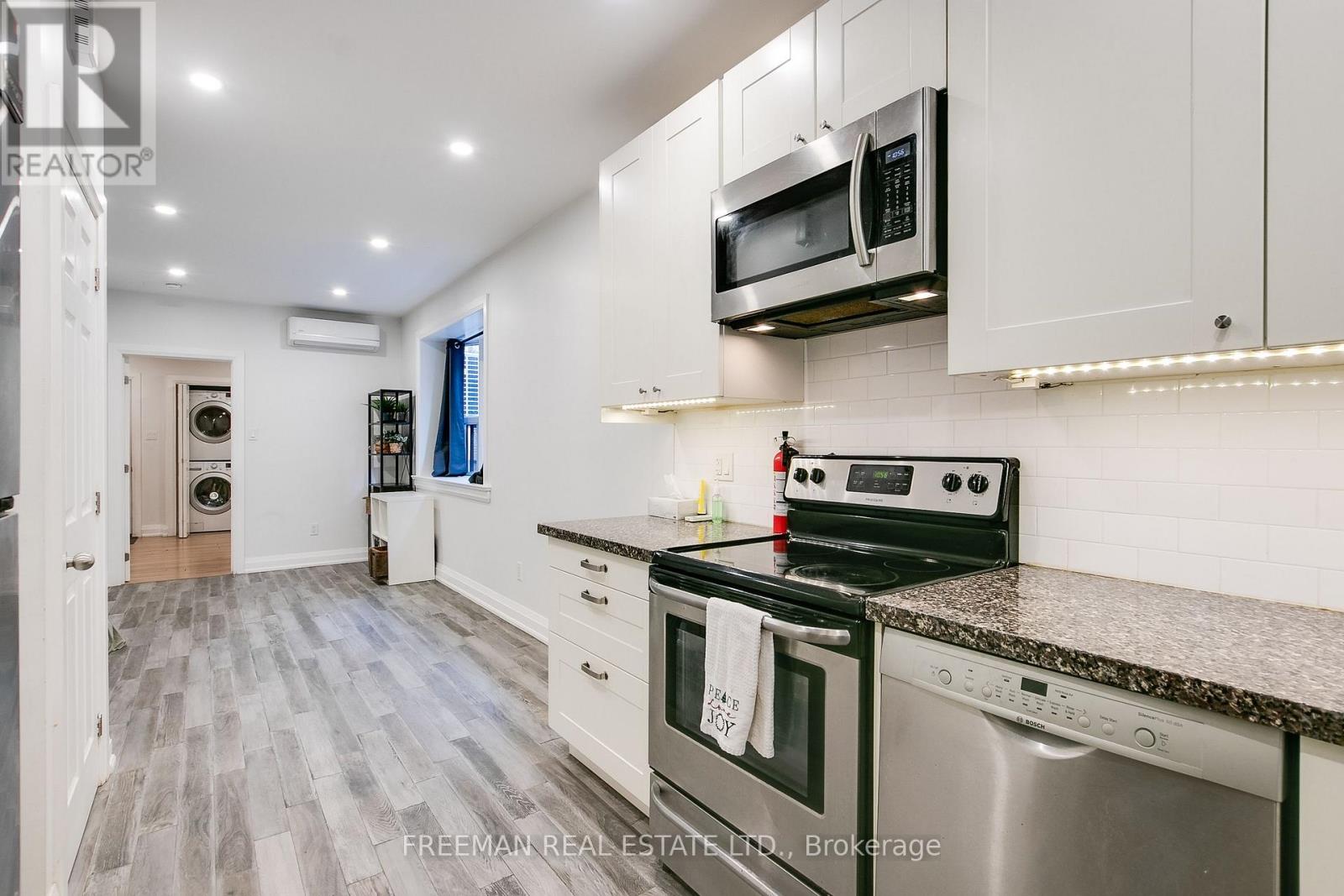Main - 342 Howland Avenue, Toronto, Ontario  M5R 3B9 - Photo 9 - C12119862